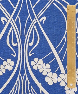Liberty Interiors - Ianthe Bloom Stencil Chiltern Linen in Lapis image number 4