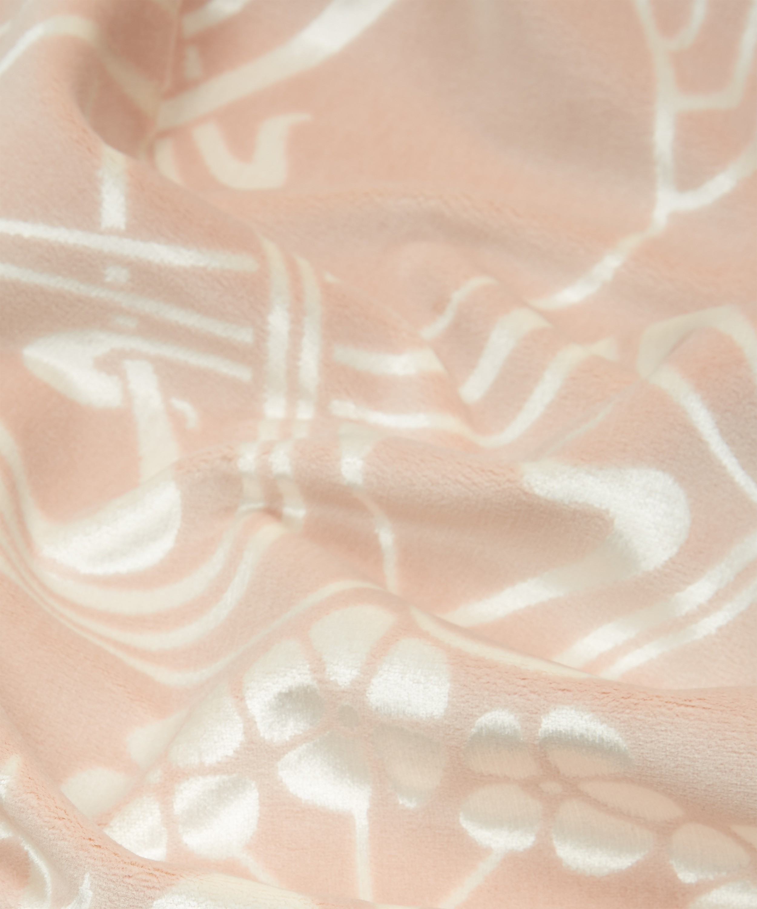 Liberty Interiors - Ianthe Velvet in Plaster Pink image number 4