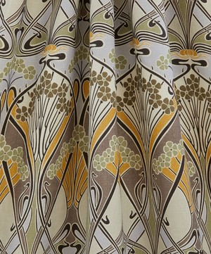 Liberty Interiors - Ianthe Bloom Multi Ladbroke Linen in Dragonfly image number 2