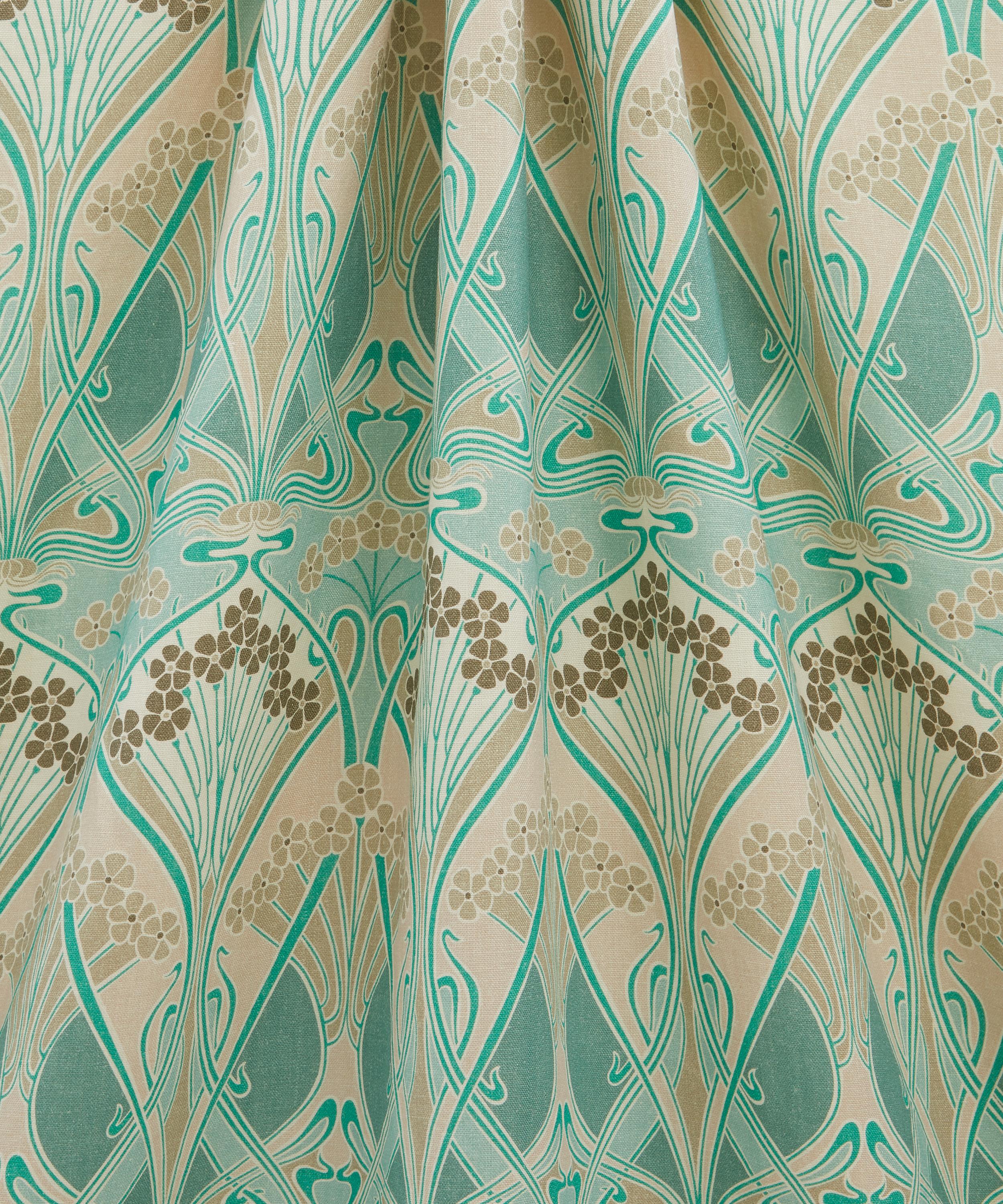 Liberty Interiors - Ianthe Bloom Multi Ladbroke Linen in Jade image number 2