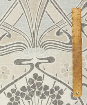 Liberty Interiors - Ianthe Bloom Multi Ladbroke Linen in Pewter image number 4