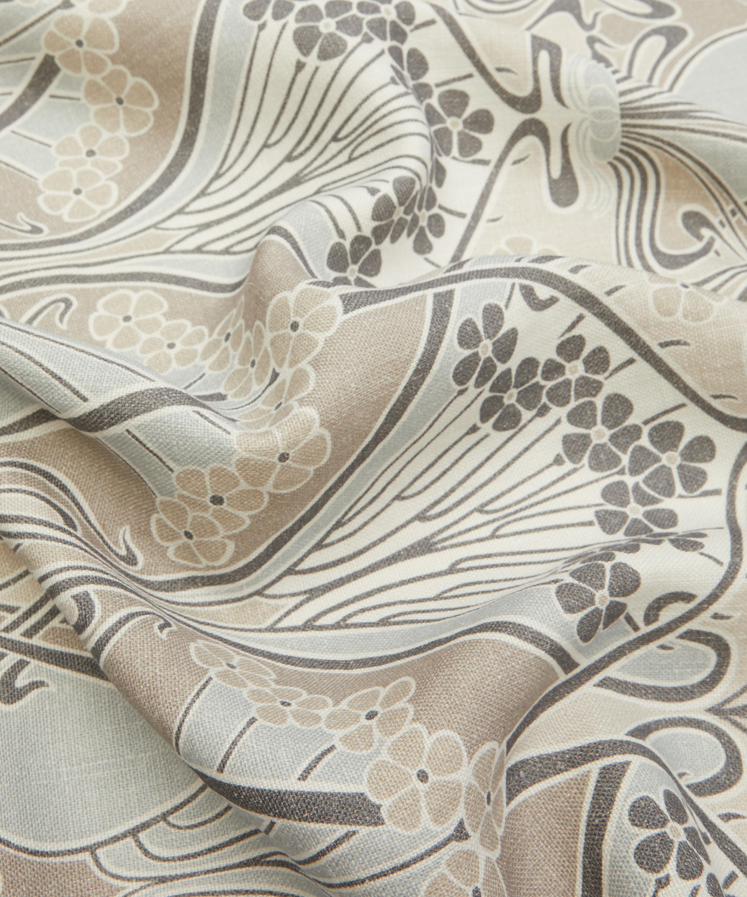 Liberty Interiors - Ianthe Bloom Multi Ladbroke Linen in Pewter image number 4