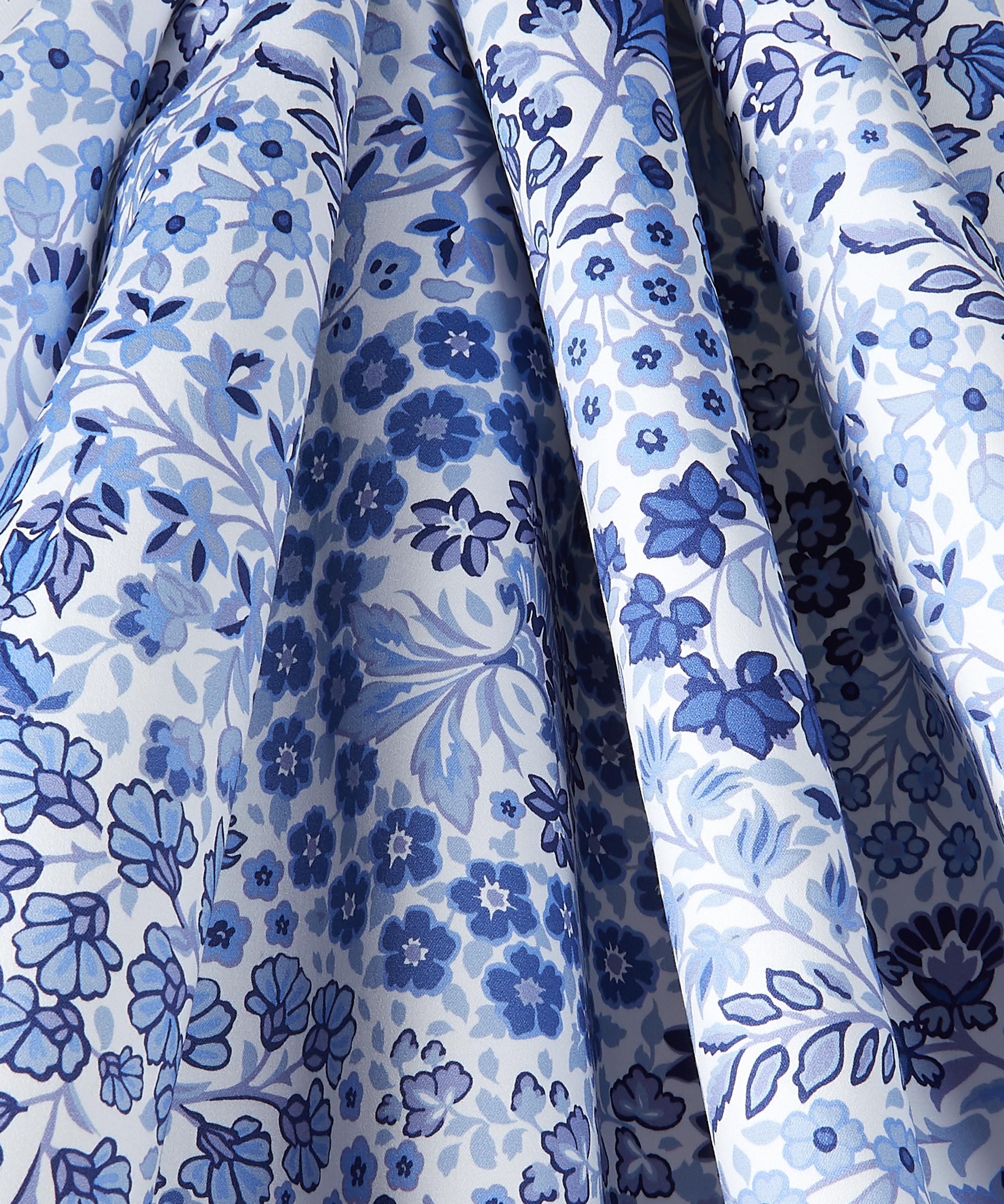 Liberty Interiors - Marquess Garden Chesham Sateen in Lapis image number 3