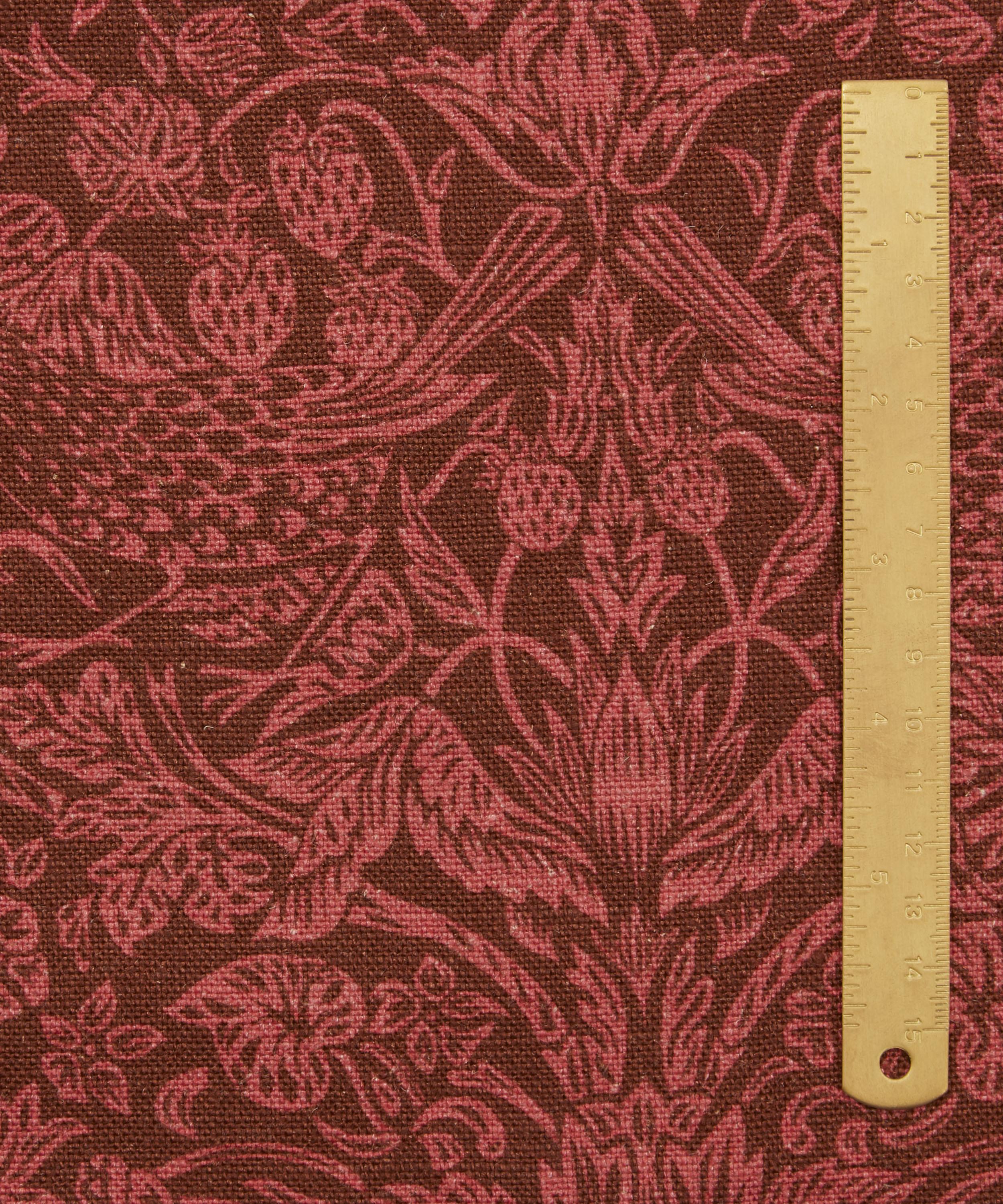 Liberty Interiors - Strawberry Meadowfield Ladbroke Linen in Lacquer image number 3