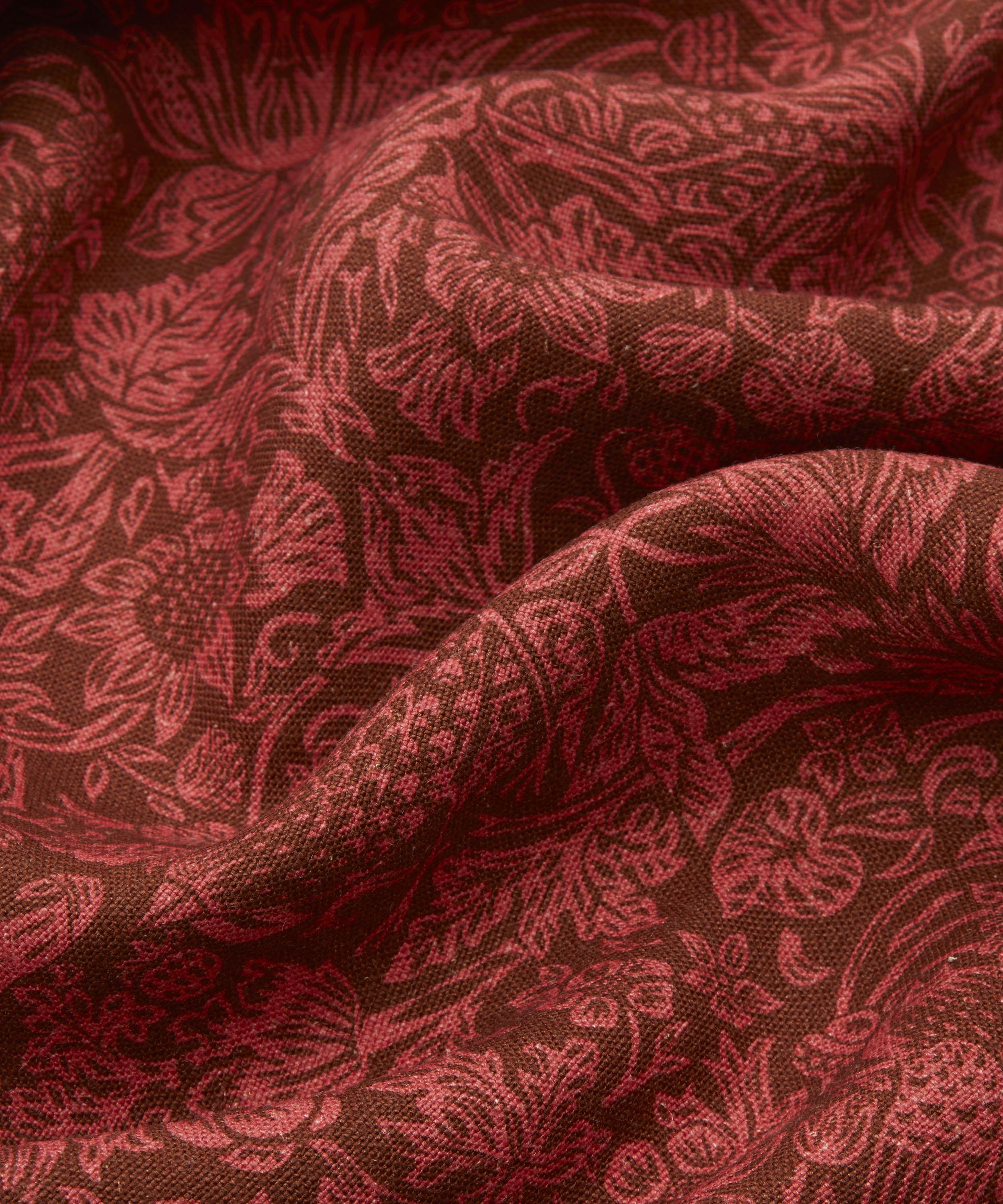 Liberty Interiors - Strawberry Meadowfield Ladbroke Linen in Lacquer image number 3