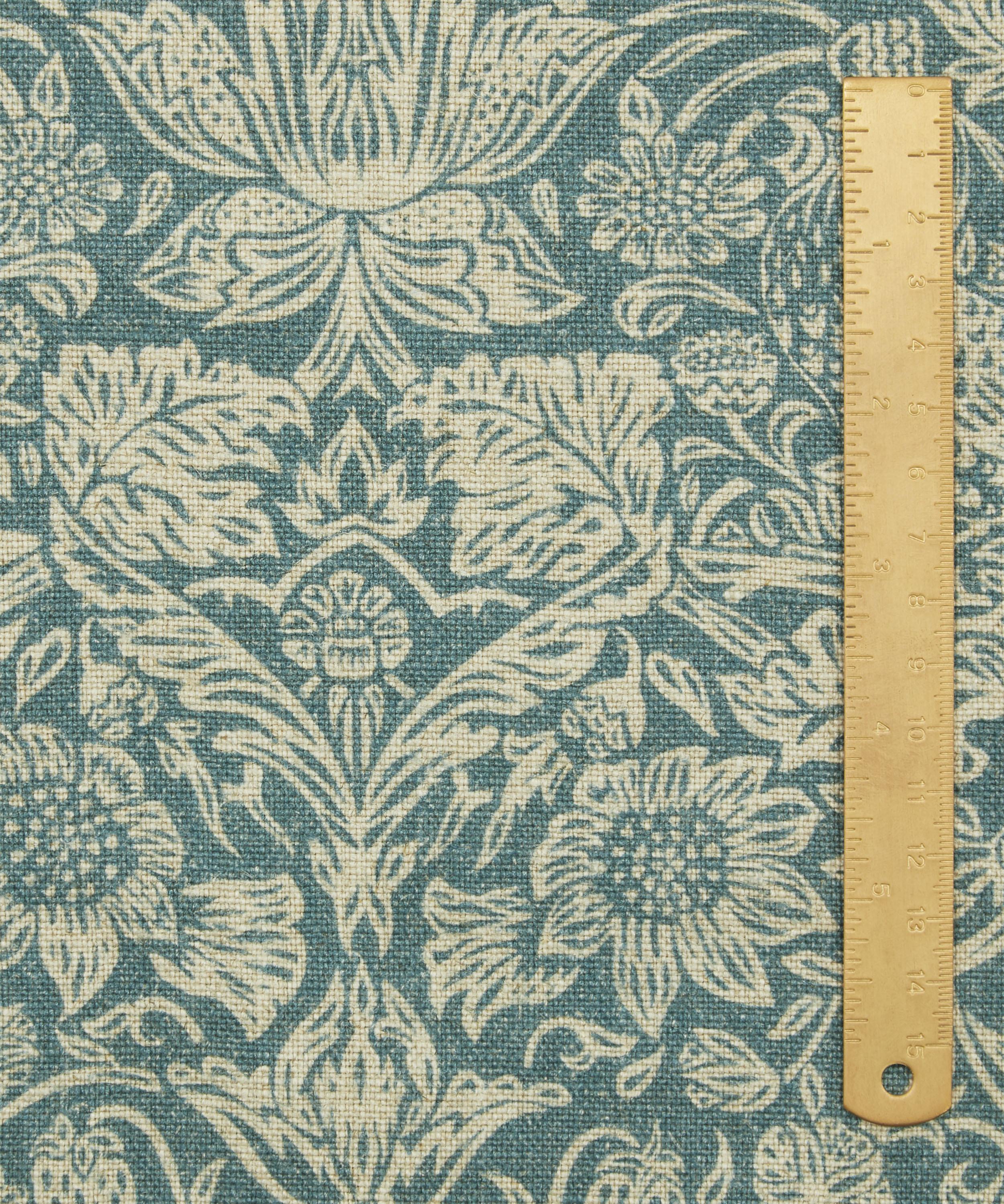 Liberty Interiors - Strawberry Meadowfield Ladbroke Linen in Lichen image number 3