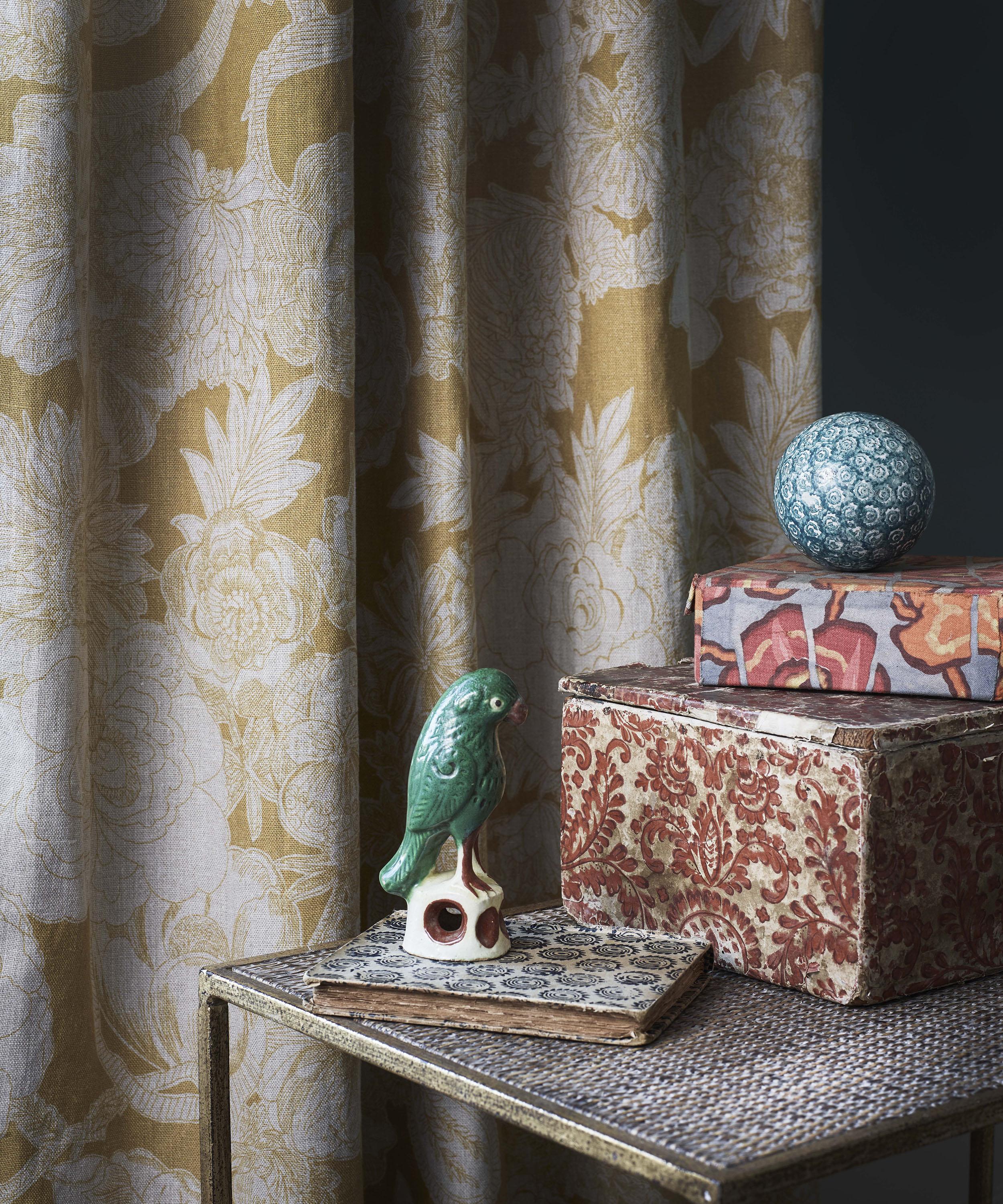 Liberty Interiors - Zennor Arbour Ladbroke Linen in Lichen image number 5