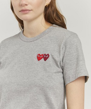 Comme des Garçons Play - Small Double Heart T-Shirt image number 4