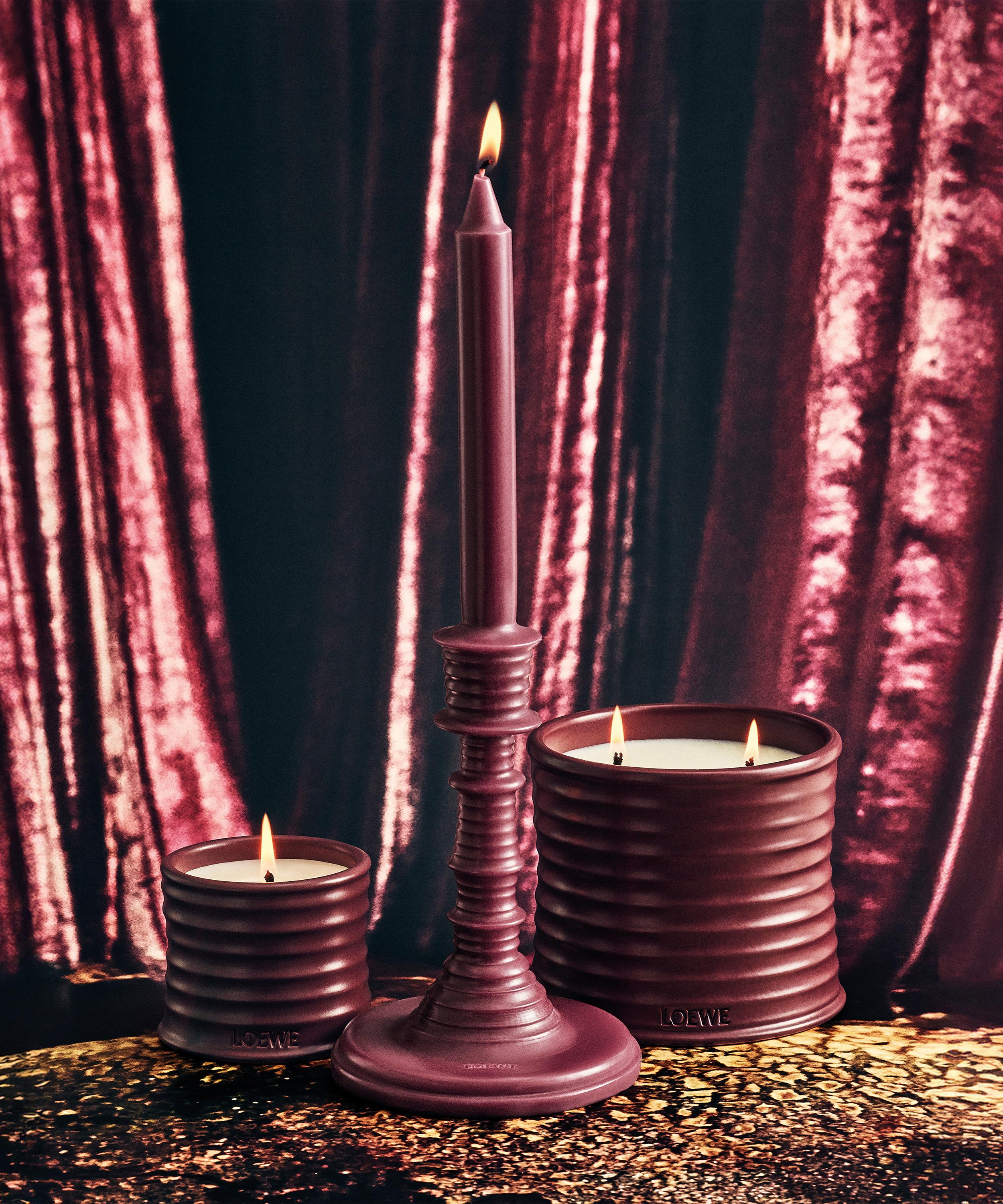 Loewe - Medium Beetroot Candle 610g image number 5