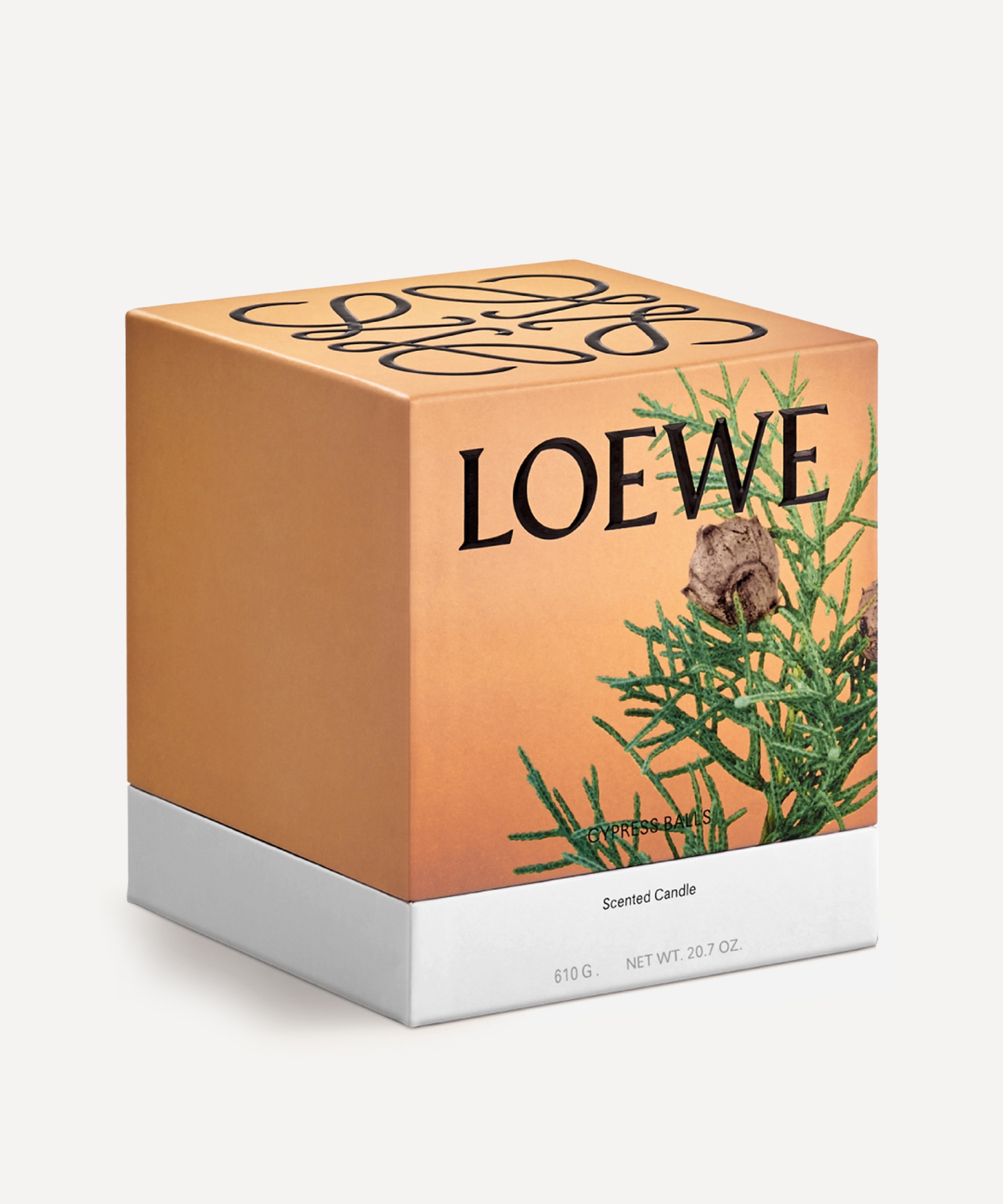 Loewe - Medium Cypress Balls Candle 610g image number 1