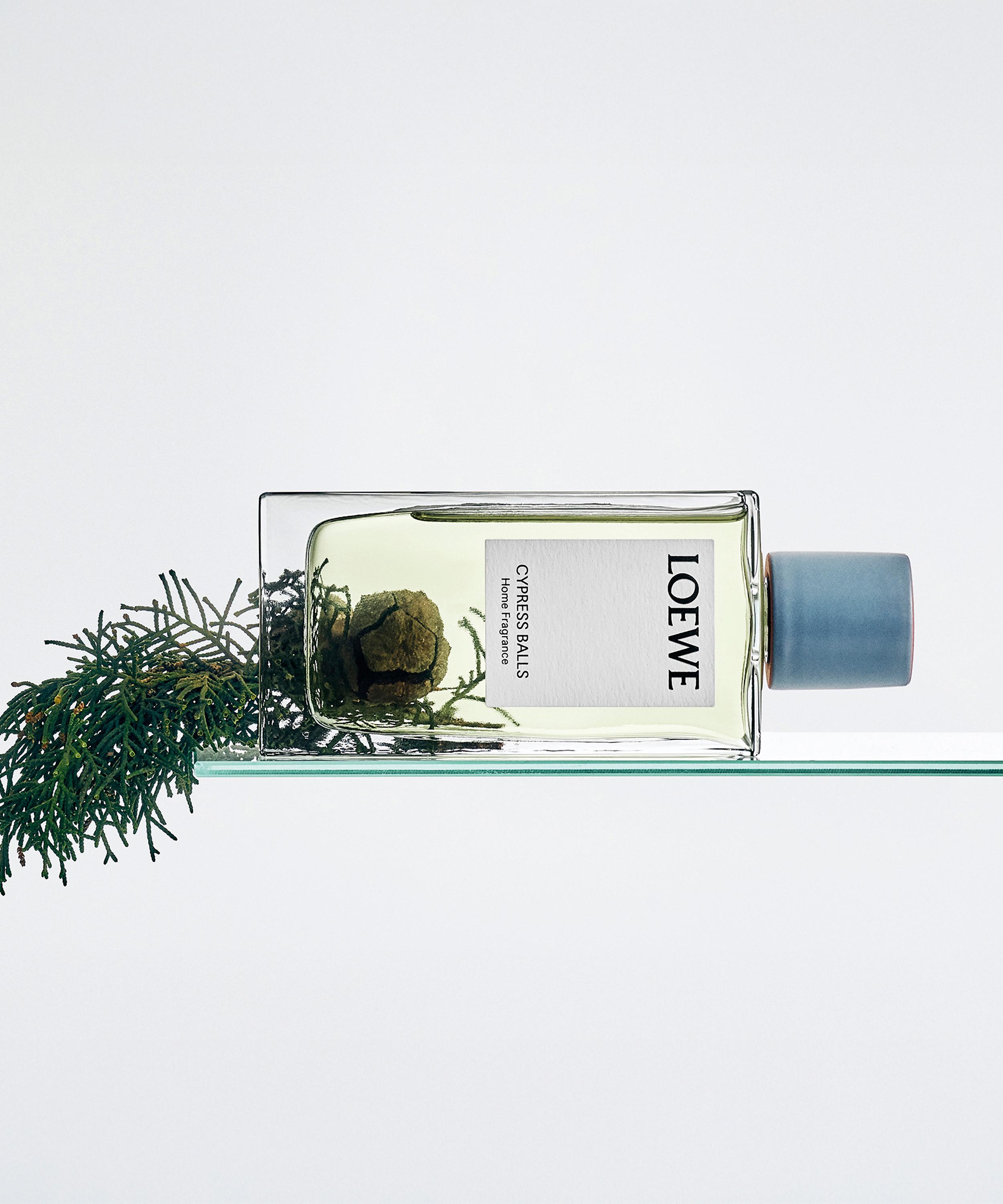 Loewe - Cypress Balls Home Fragrance 150ml image number 3