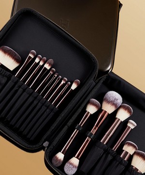 Hourglass - Vegan Brush Collection image number 2