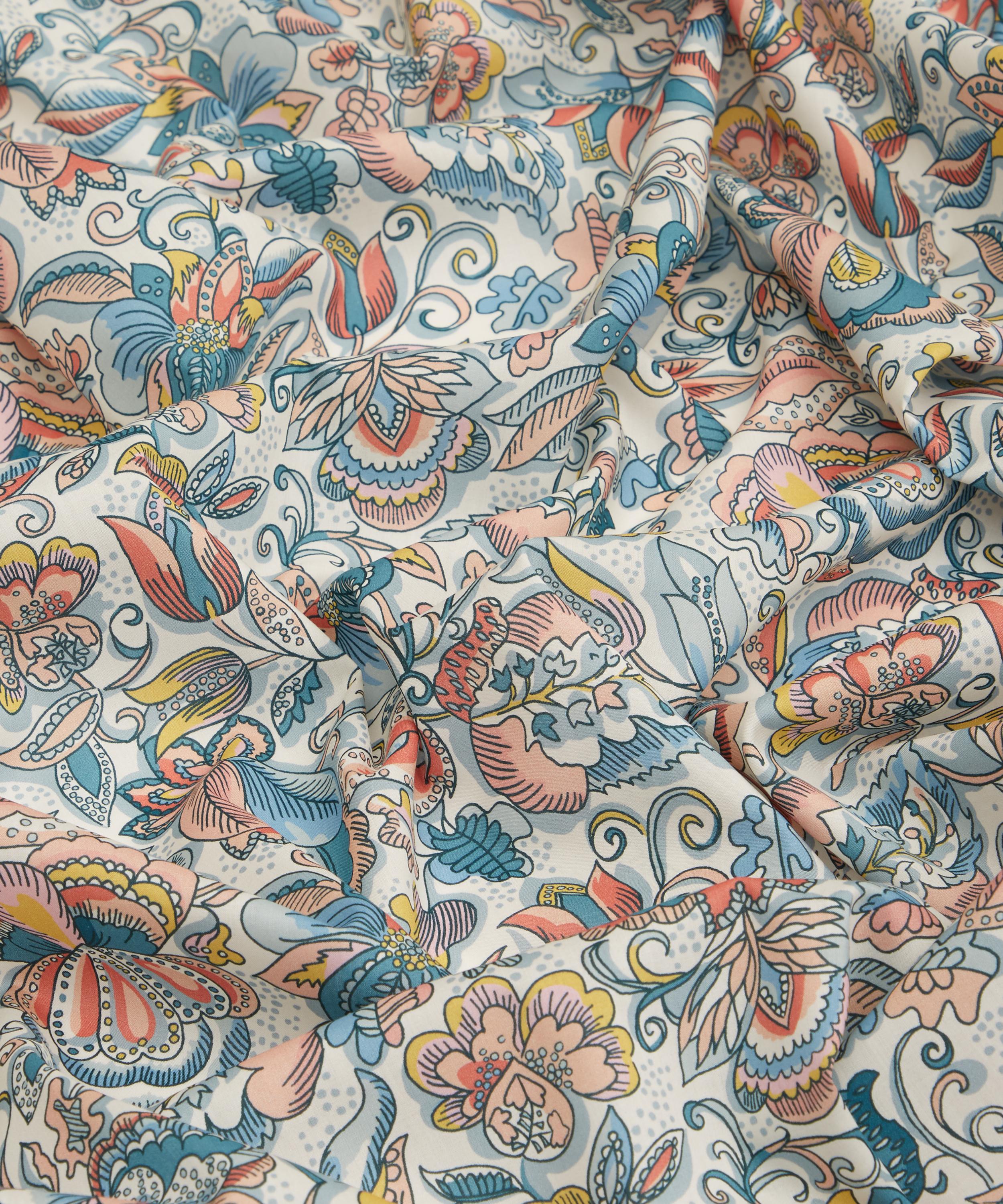 Liberty Fabrics - Passion Blooms Tana Lawn™ Cotton image number 3