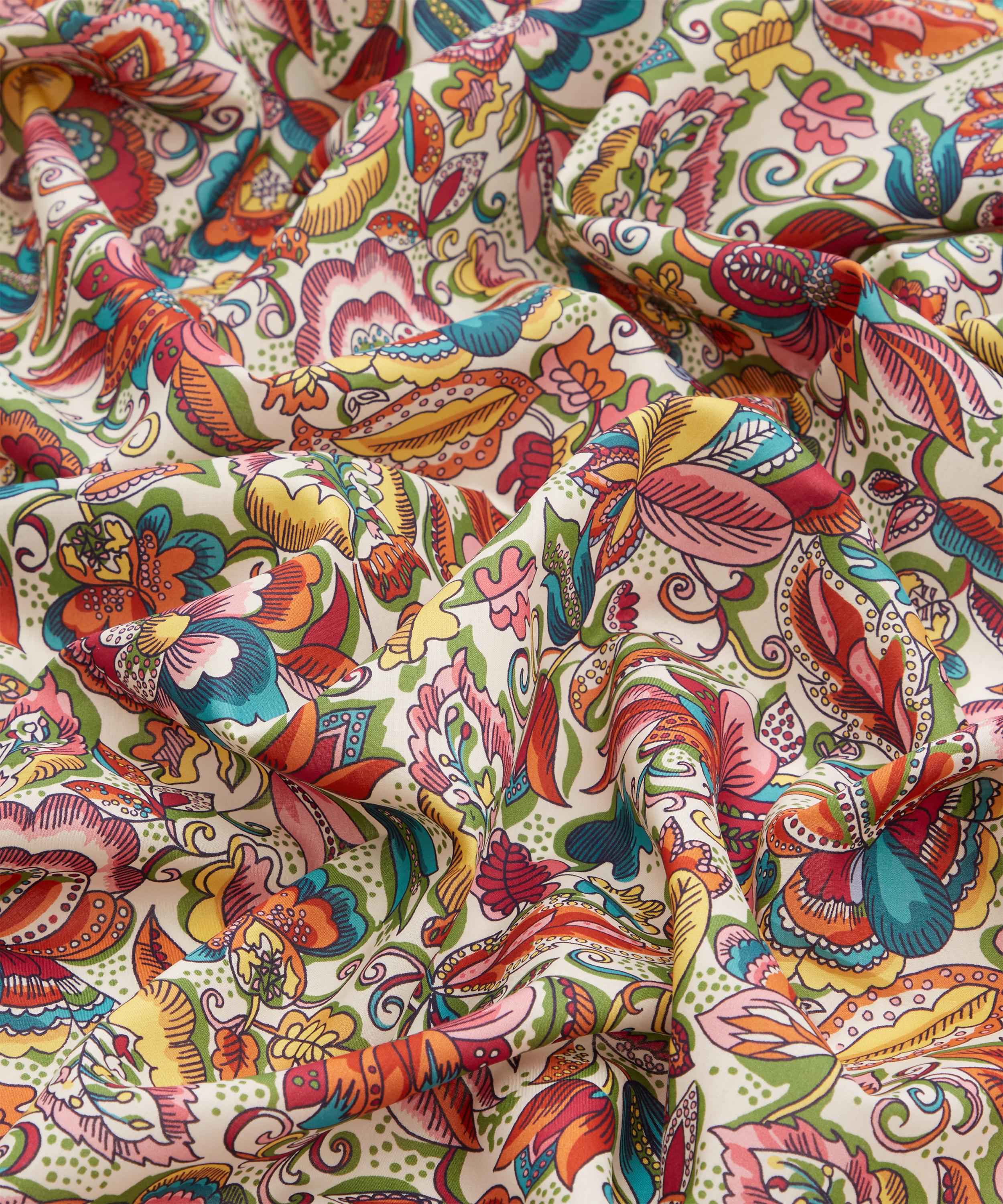 Liberty Fabrics - Passion Blooms Tana Lawn™ Cotton image number 3