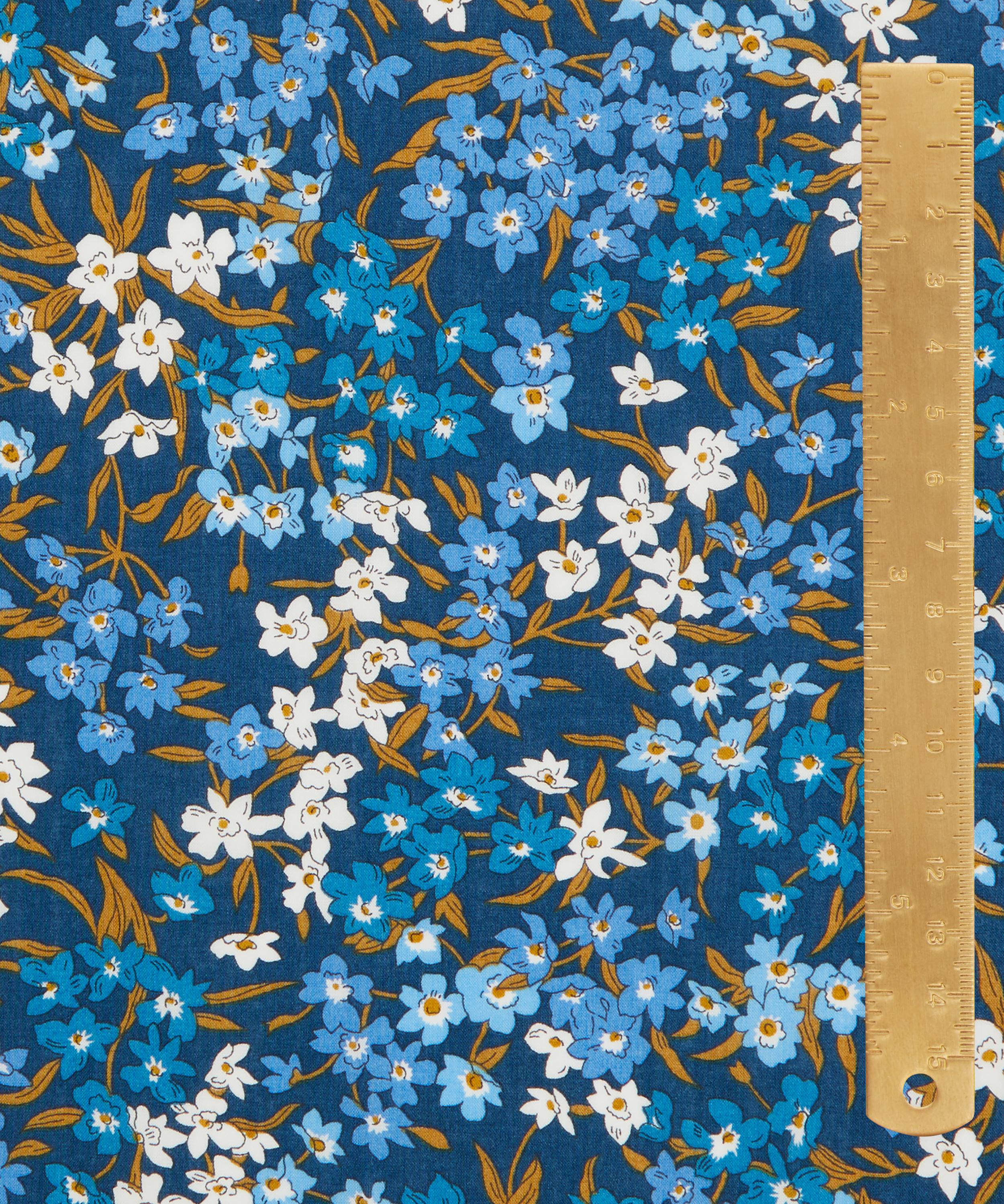 Liberty Fabrics - Sea Blossoms Tana Lawn™ Cotton image number 4