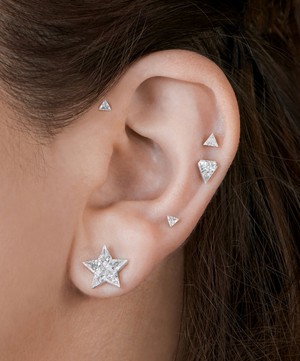 Maria Tash - 18ct 4mm Invisible Set Triangle Diamond Stud Earring image number 1