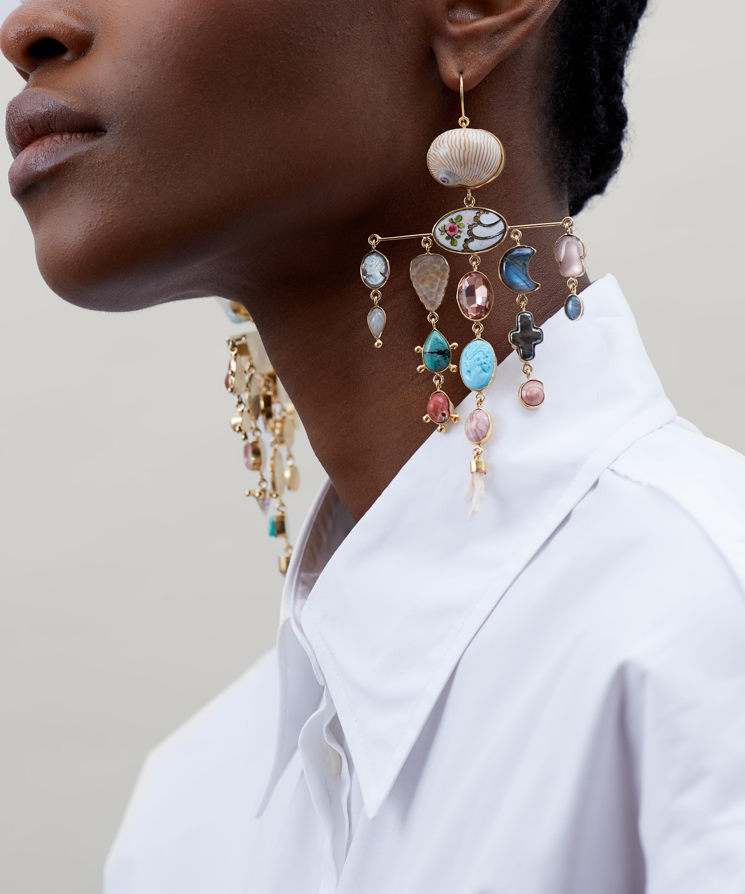 Grainne Morton - Gold-Plated Balance Asymmetric Multi-Stone Drop Earrings image number 1