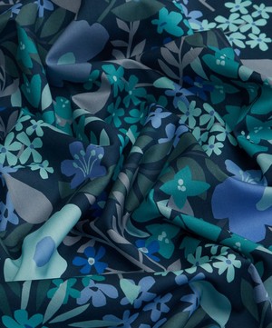 Liberty Fabrics - Papercut Petals Tana Lawn™ Cotton image number 3