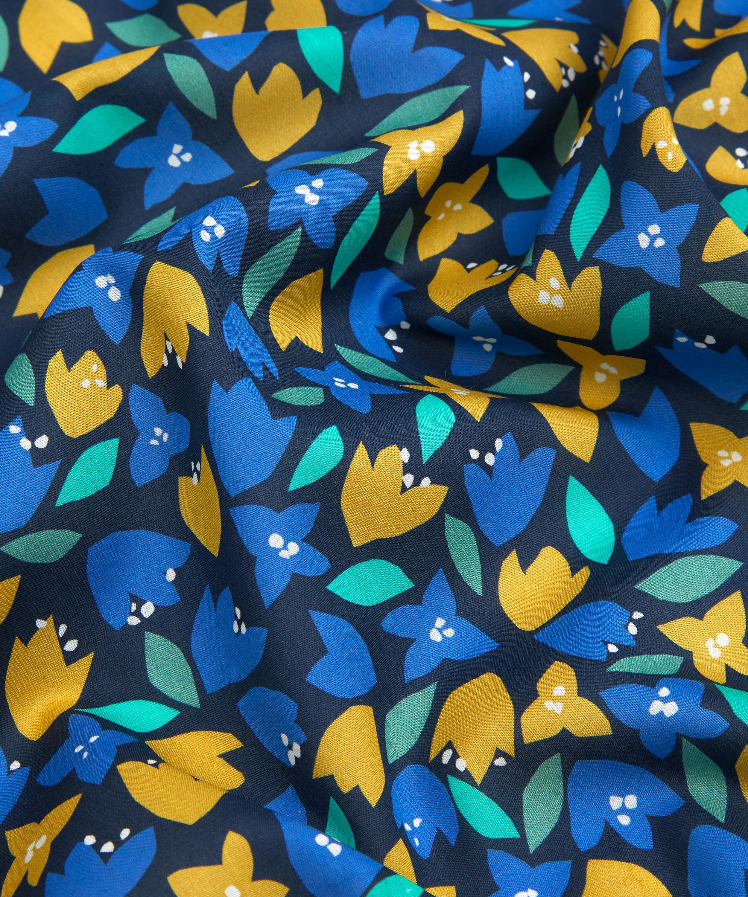 Liberty Fabrics - Scattered Petals Tana Lawn™ Cotton image number 4