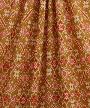 Liberty Fabrics - Tapestry Hearts Tana Lawn™ Cotton image number 2