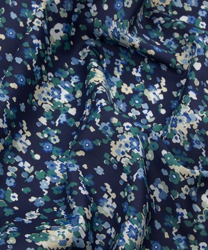 Liberty Fabrics - Paisley Flowers Tana Lawn™ Cotton image number 3