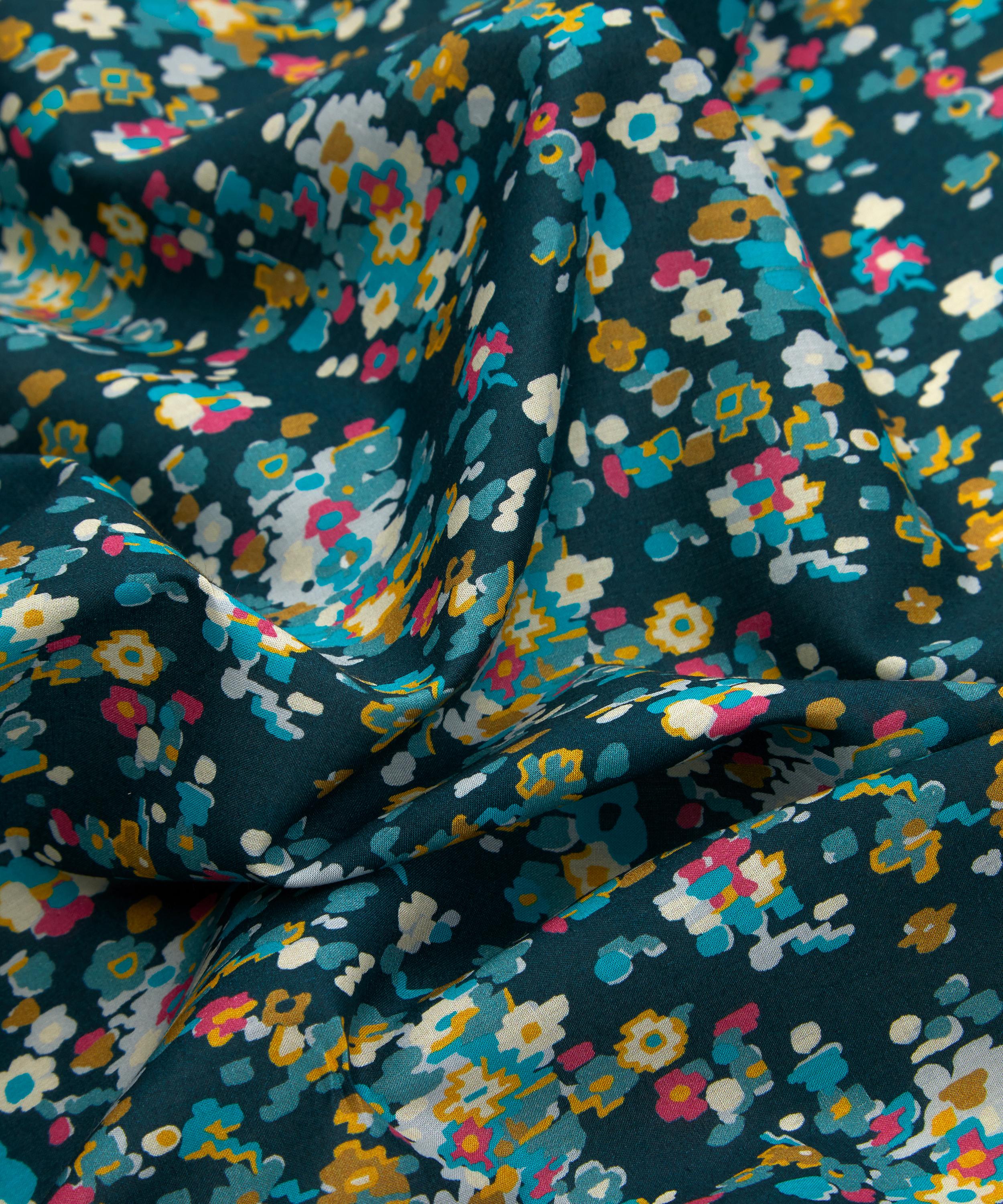 Liberty Fabrics Paisley Flowers Tana Lawn™ Cotton | Liberty