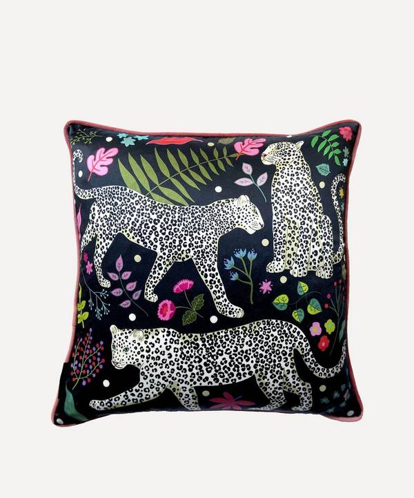 AT-53-CSB Gorgeous Snow Leopard Black Border Satin Feel Cushion Cover With Pill 