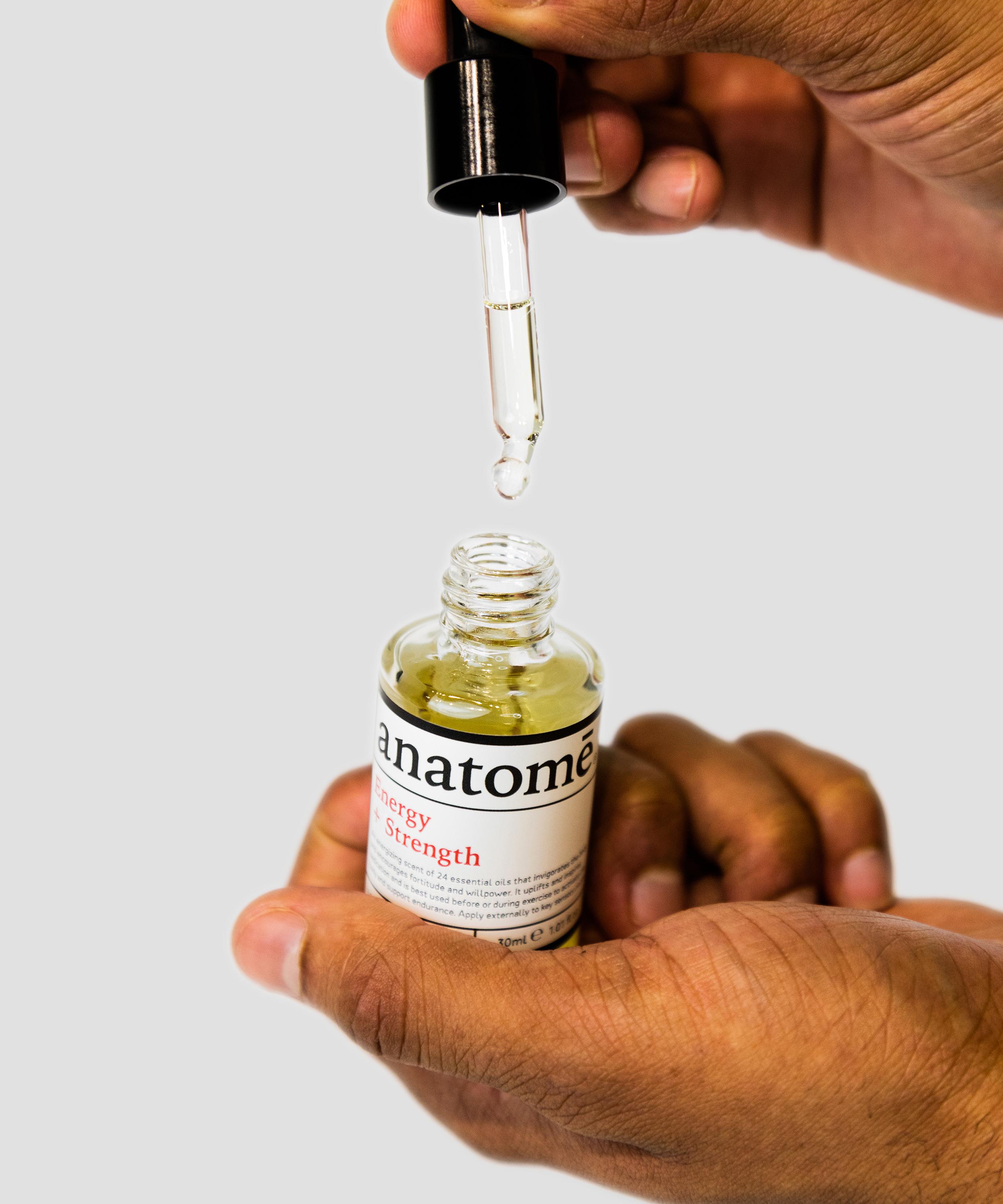 anatomē - Energy + Strength Essential Oil Blend 30ml image number 2