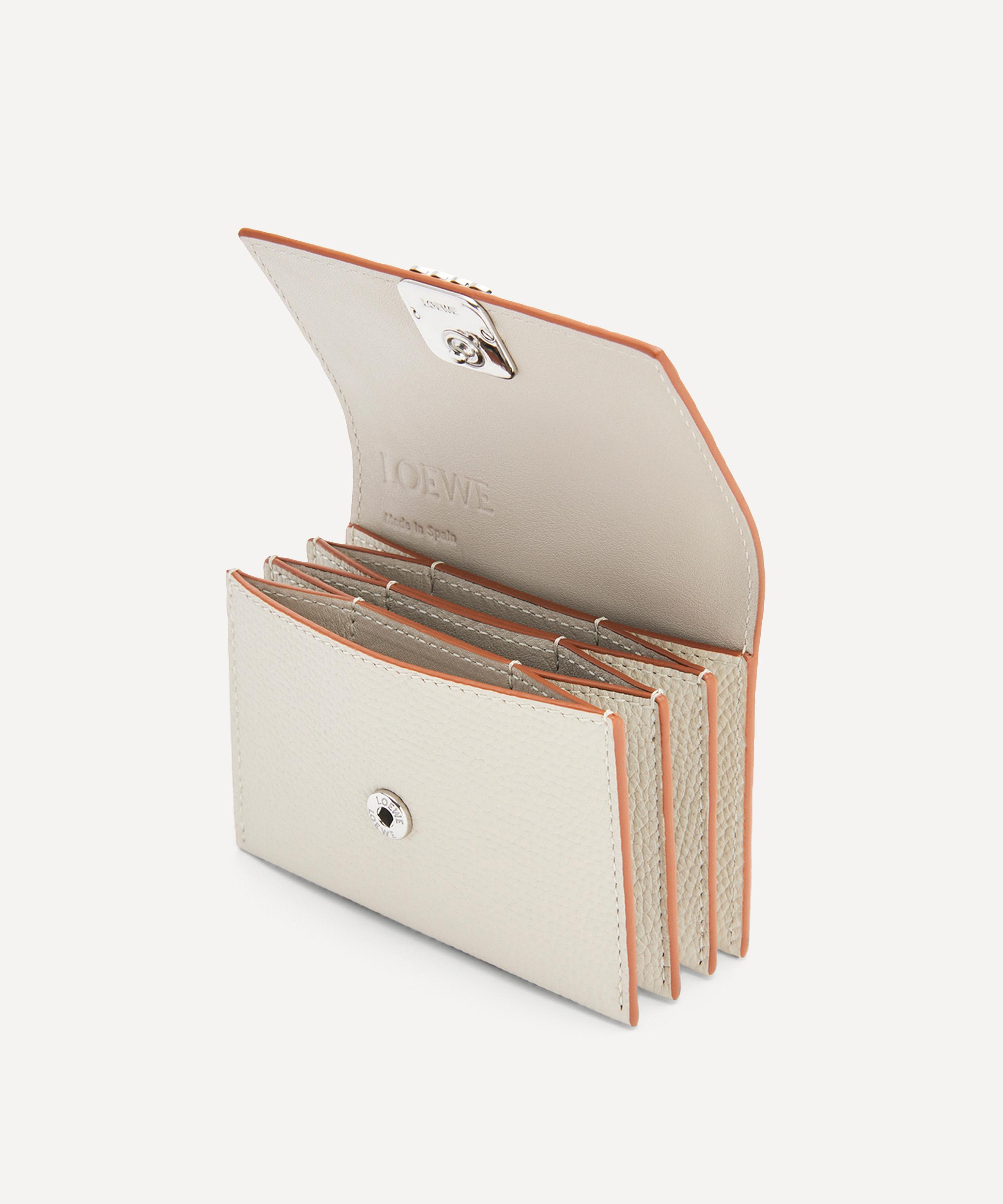 【ロエベ】Anagram embellished leather cardholder 0400016658054_ASPHALTGRAY?wid=