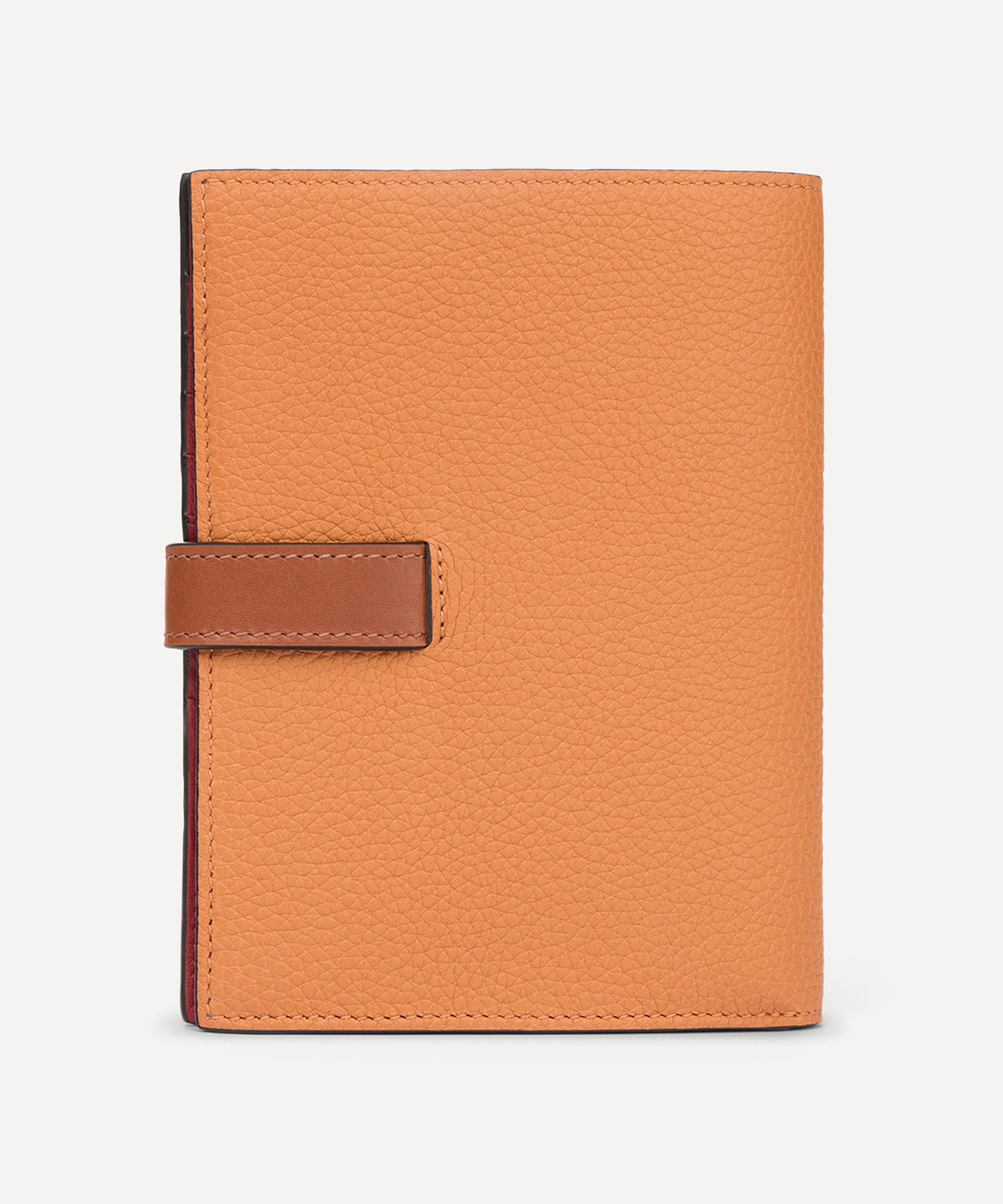 Loewe - Medium Vertical Leather Wallet image number 2