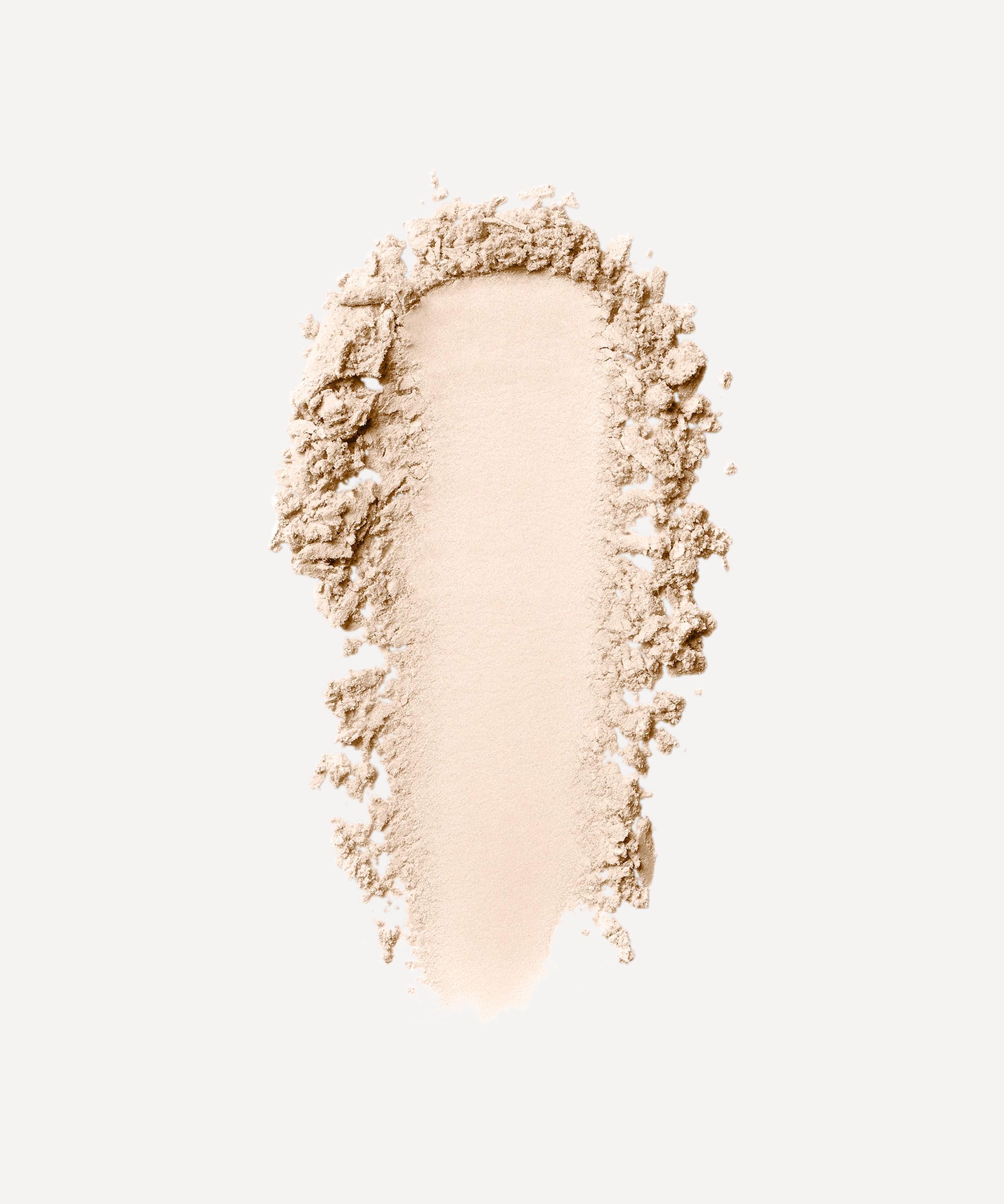 Bobbi Brown - Sheer Finish Pressed Powder in Warm Chestnut image number 1