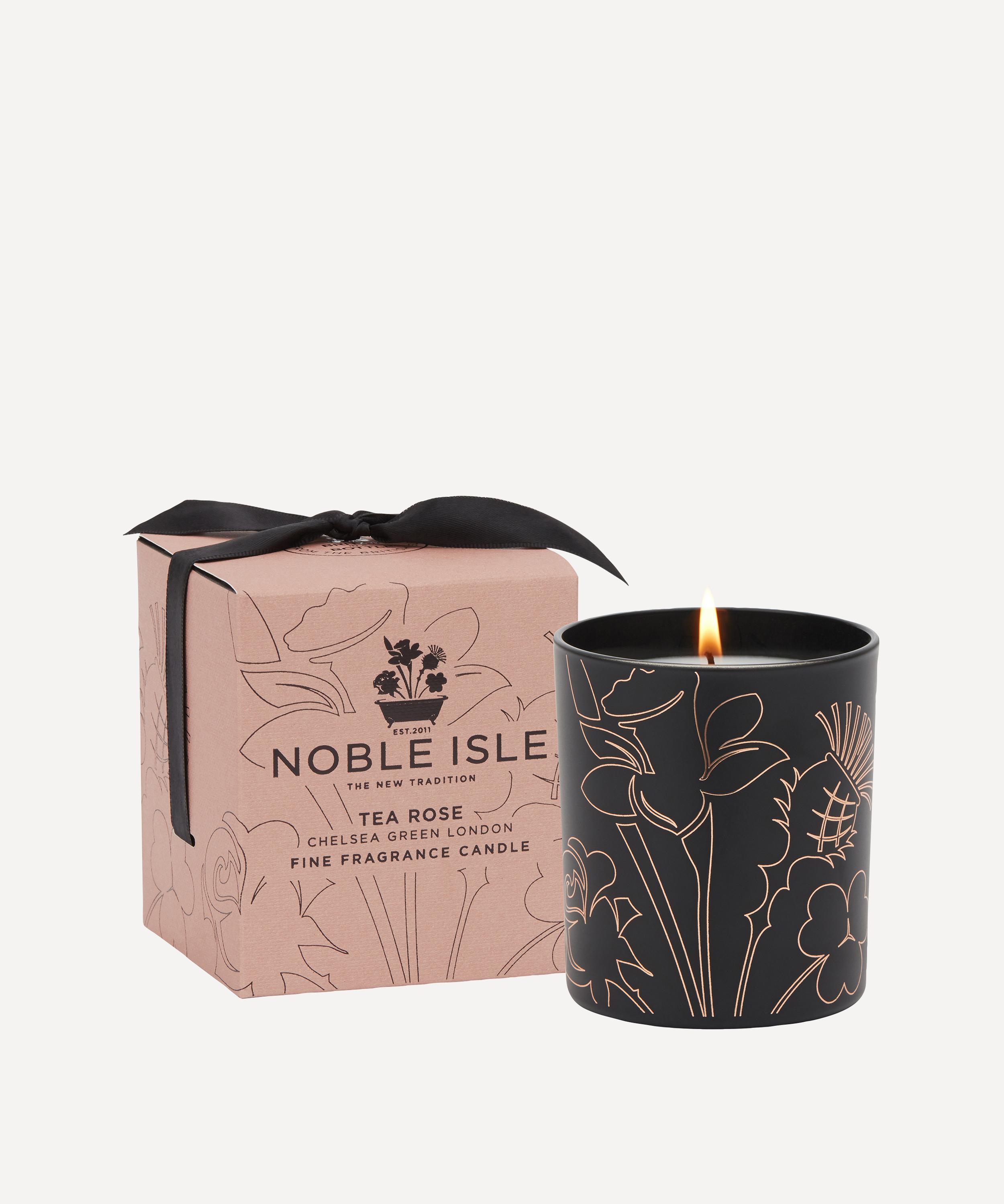 Noble Isle - Tea Rose Candle 200g image number 0