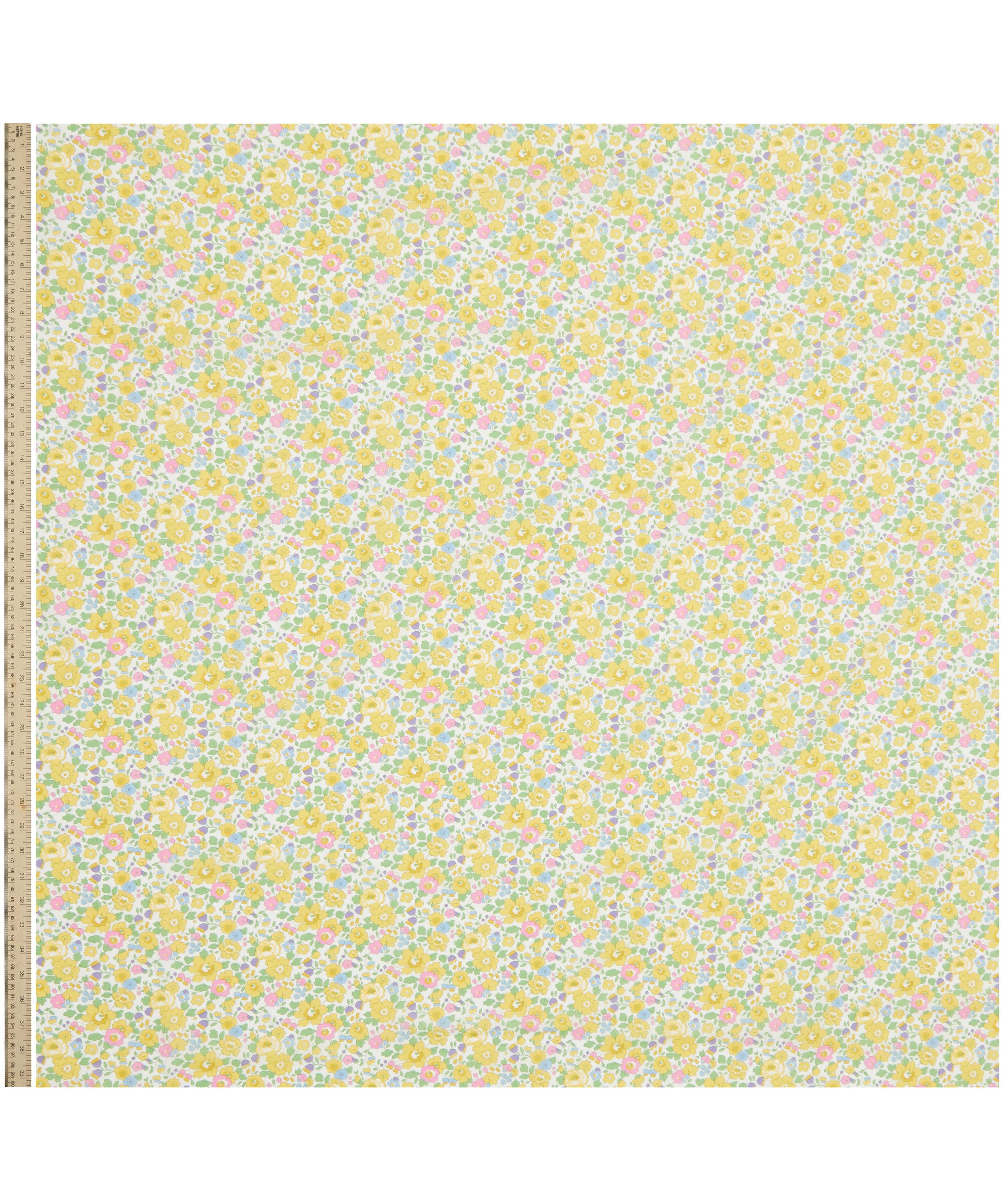 Liberty Fabrics - Betsy Organic Tana Lawn™ Cotton image number 1