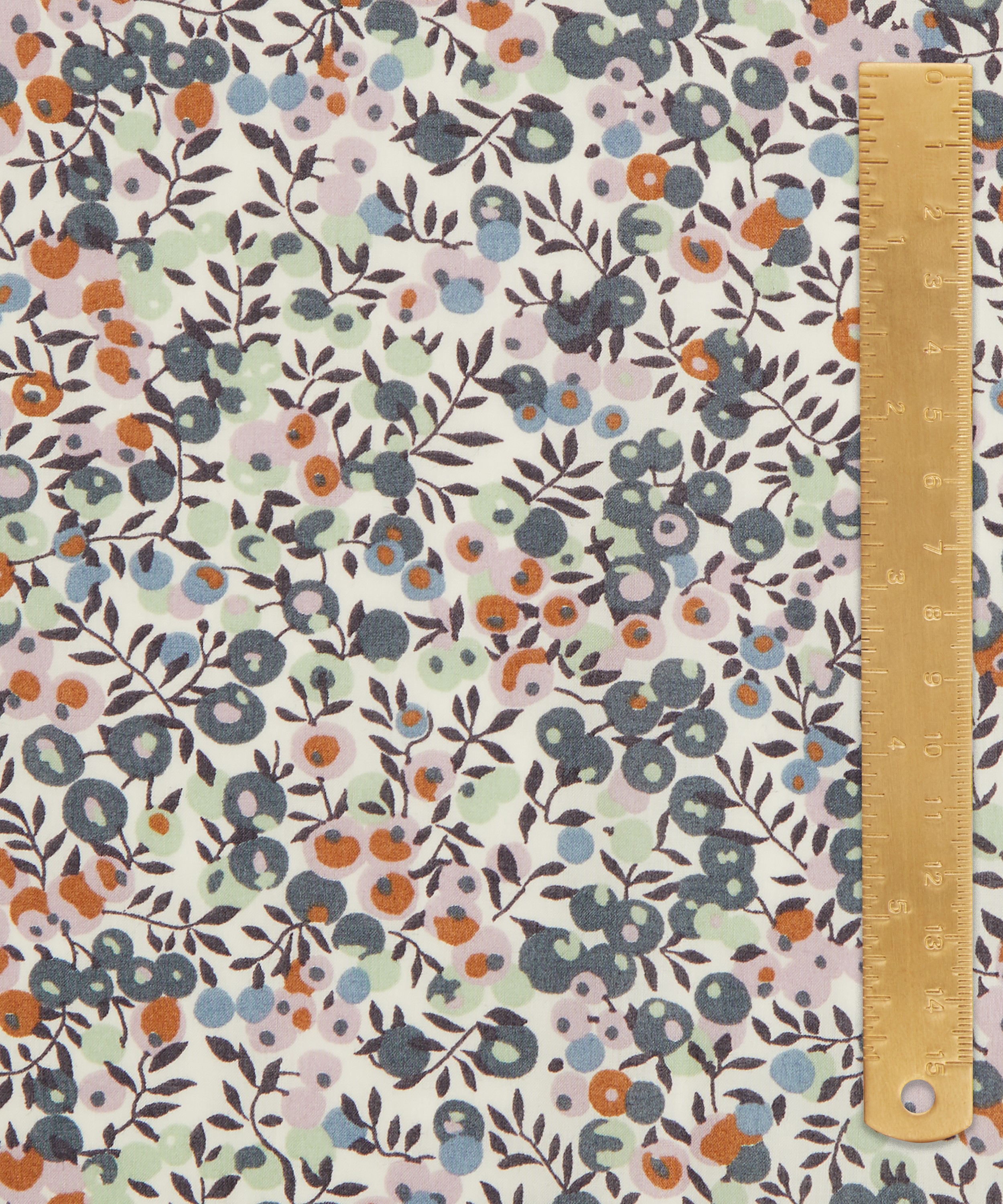 Liberty Fabrics - Wiltshire Organic Tana Lawn™ Cotton image number 4