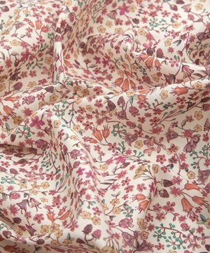 Liberty Fabrics - Donna Leigh Organic Tana Lawn™ Cotton image number 3