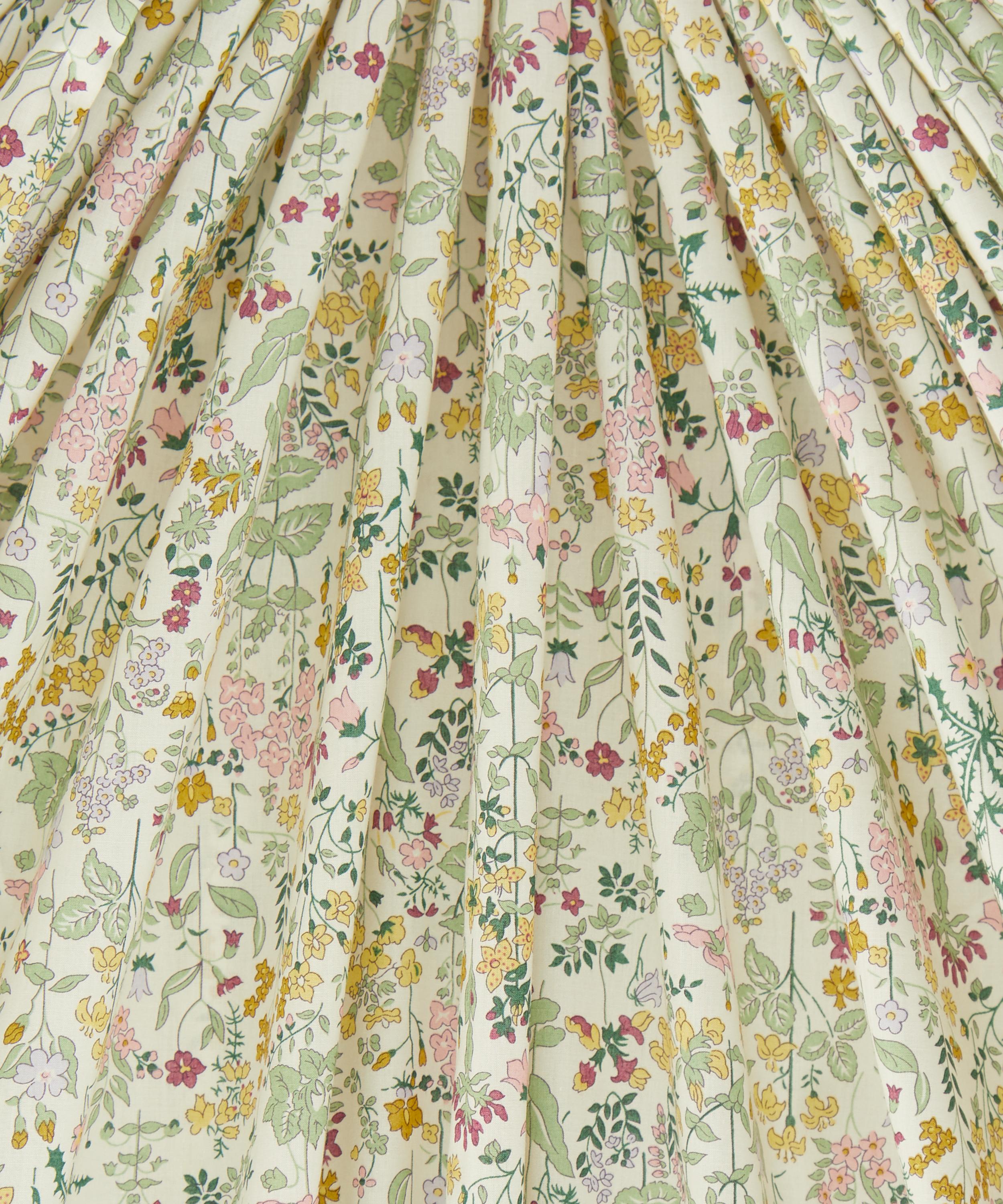 Liberty Fabrics - Field Flowers Organic Tana Lawn™ Cotton image number 2