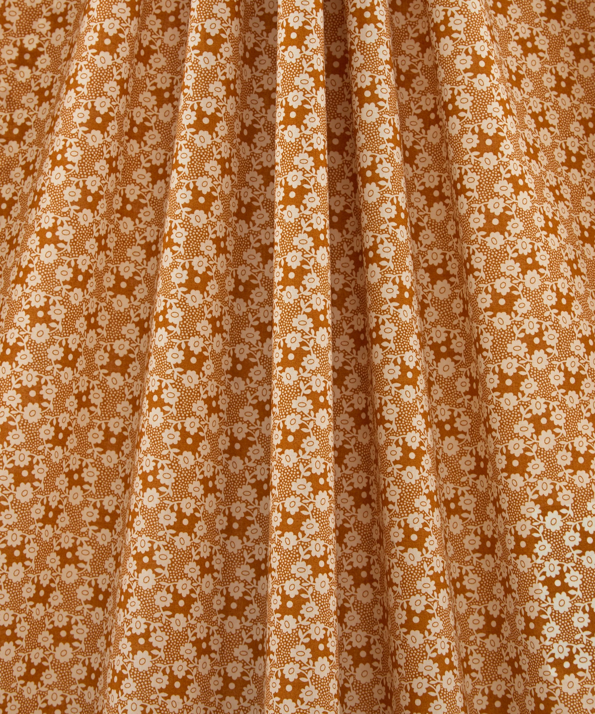 Liberty Fabrics - Millie Organic Tana Lawn™ Cotton image number 3