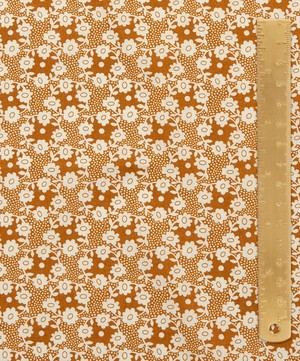 Liberty Fabrics - Millie Organic Tana Lawn™ Cotton image number 5