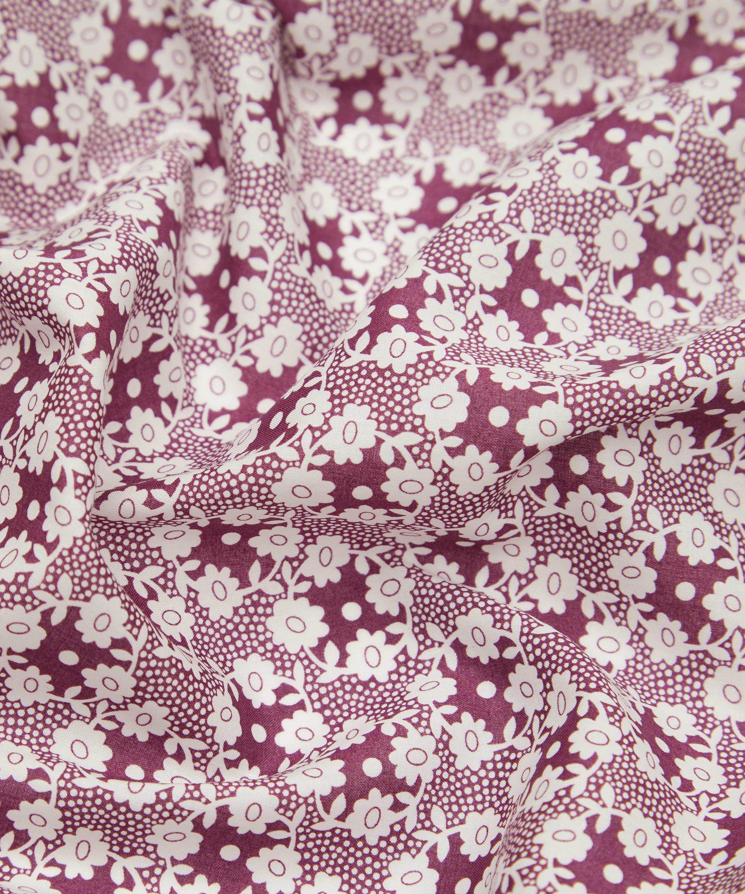 Liberty Fabrics - Millie Organic Tana Lawn™ Cotton image number 3