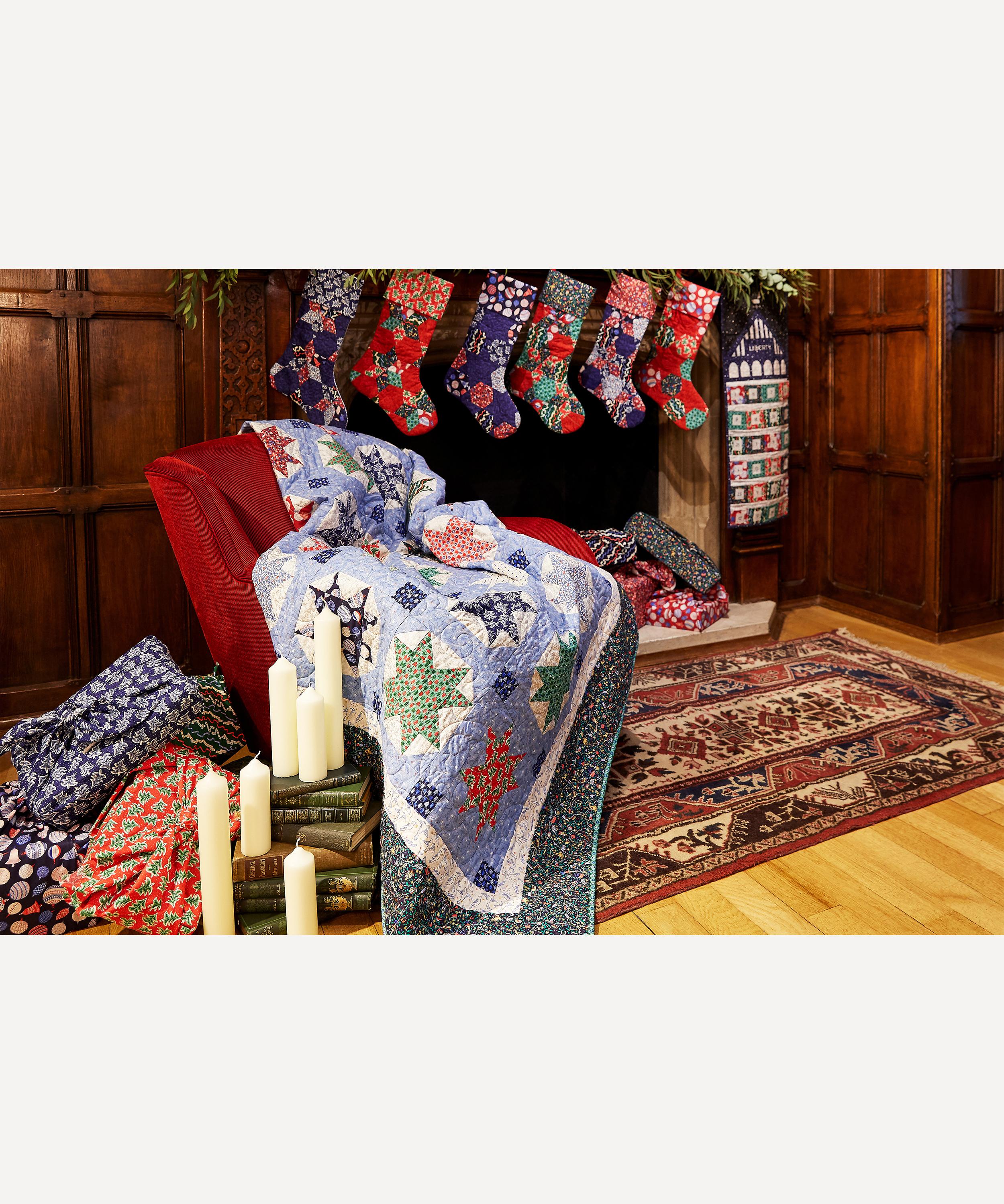 Liberty Fabrics - Festive Firs Lasenby Quilting Cotton image number 1