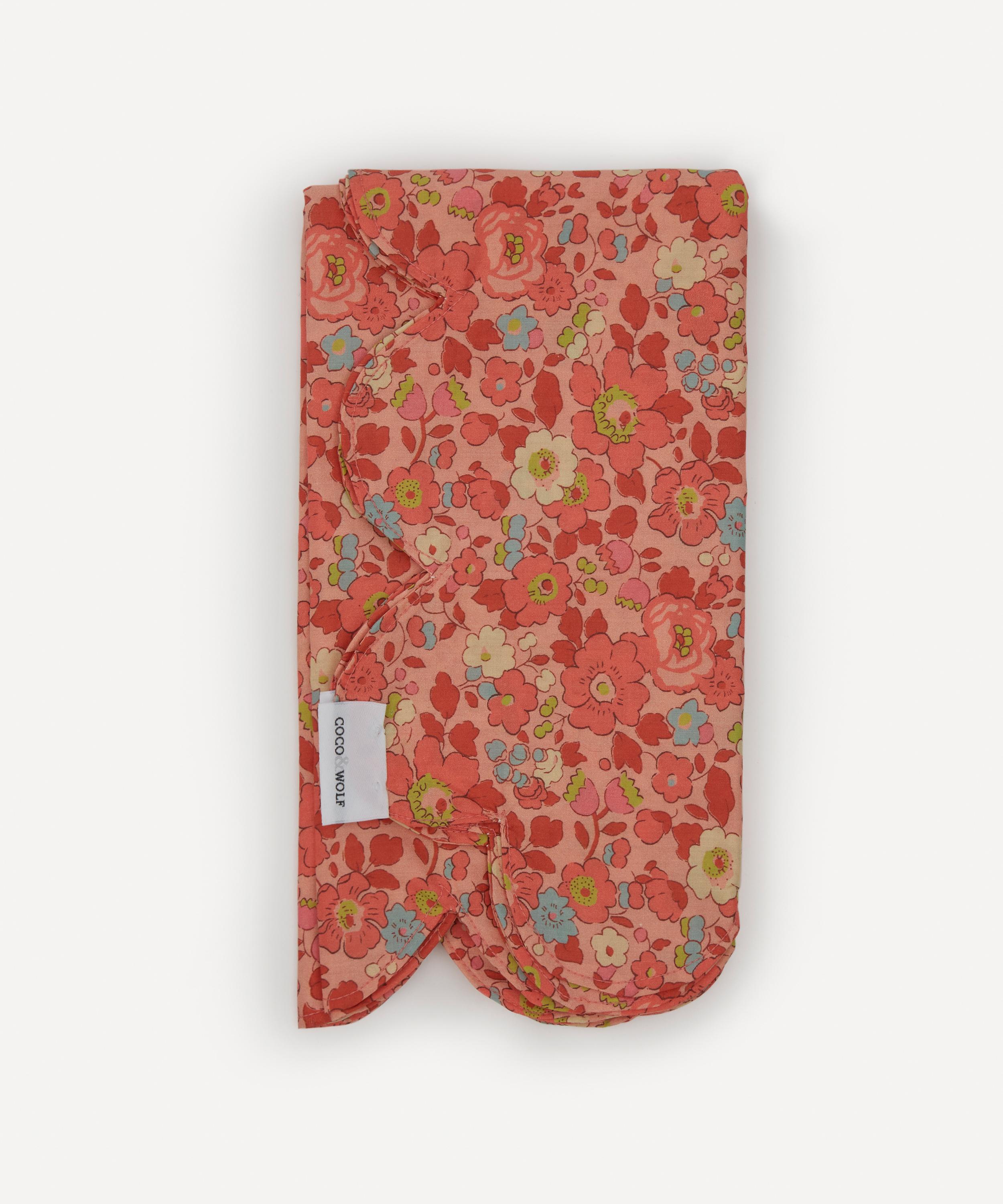 Coco & Wolf - Betsy Coral Scallop Napkins Set of Two image number 1