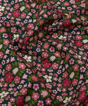 Liberty Fabrics - Hampstead Meadow Lasenby Quilting Cotton image number 4