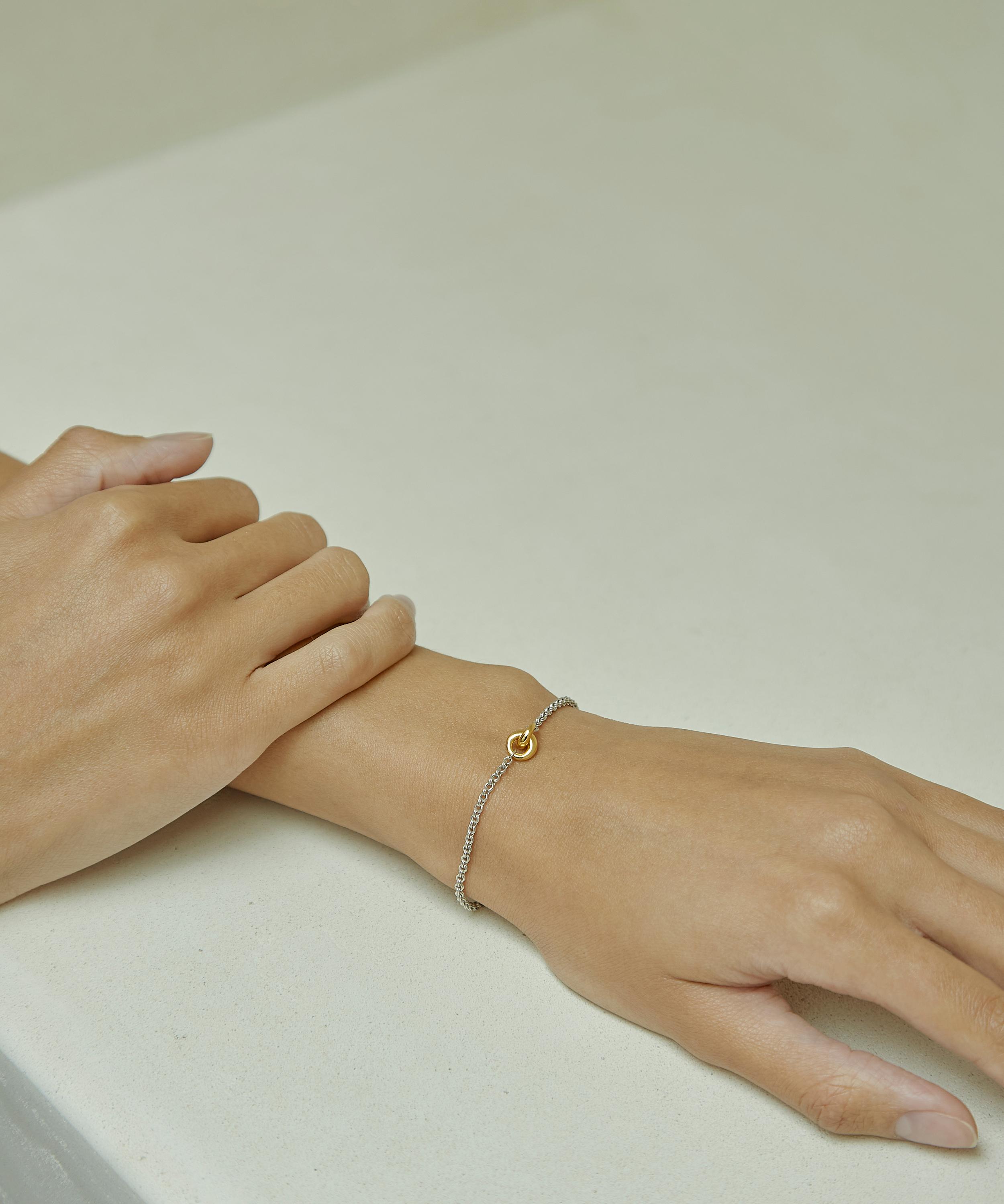 Otiumberg - Silver Link Up Chain Bracelet image number 1