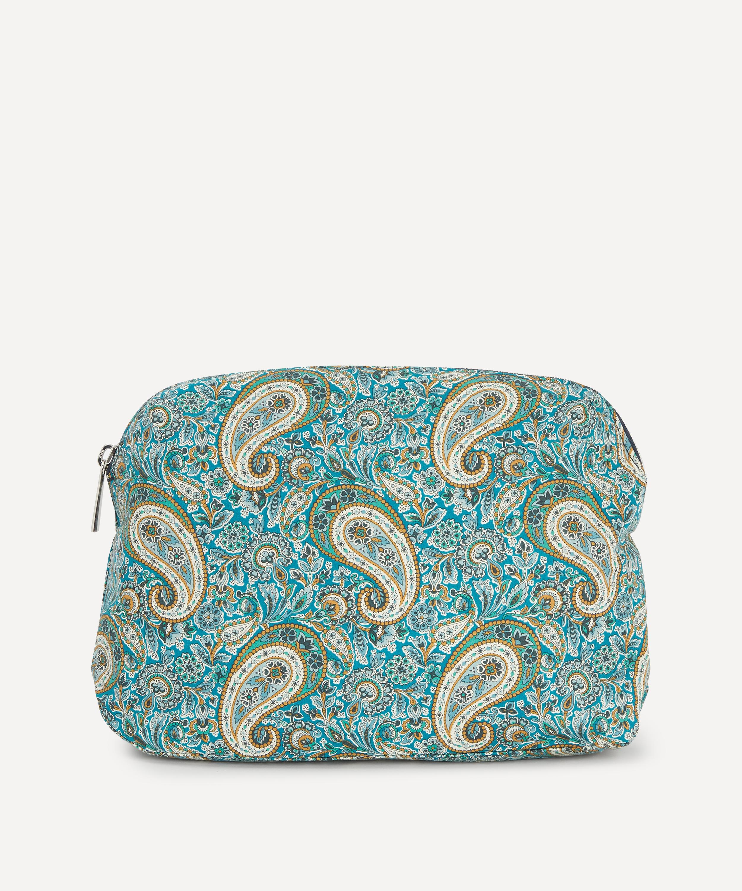 Liberty - Five Minutes' Peace Beauty Kit image number 3