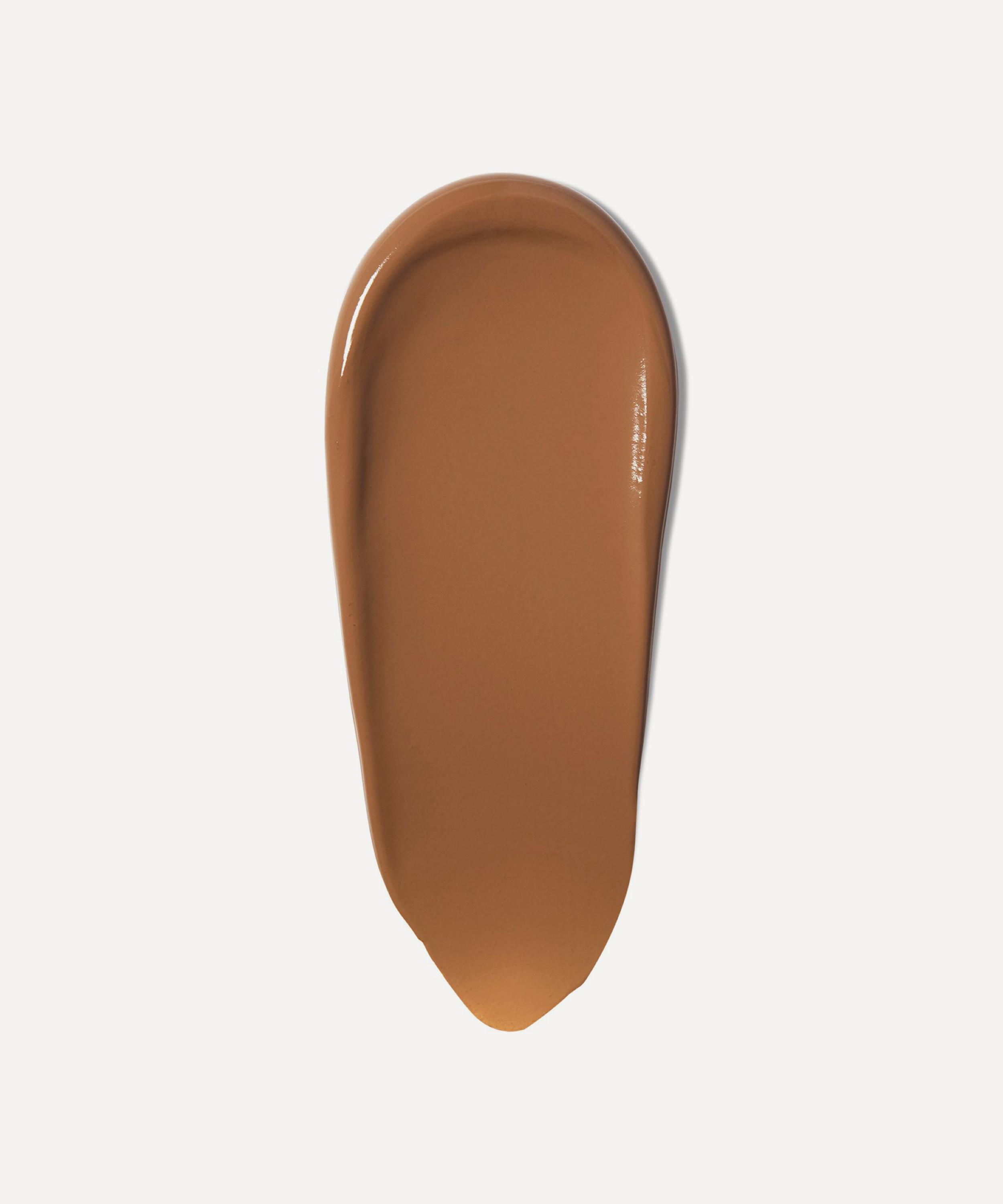 Bobbi Brown - Nude Finish Tinted Moisturiser SPF 15 50ml image number 1