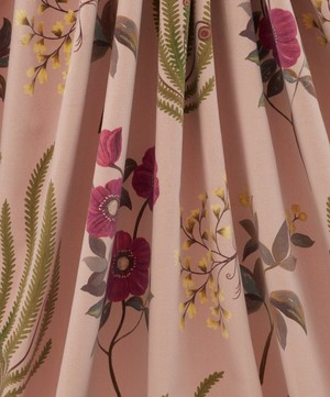 Liberty Interiors - Botanical Flora Wellington Velvet in Lacquer image number 3