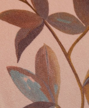Liberty Interiors - Botanical Flora Wellington Velvet in Lacquer image number 6