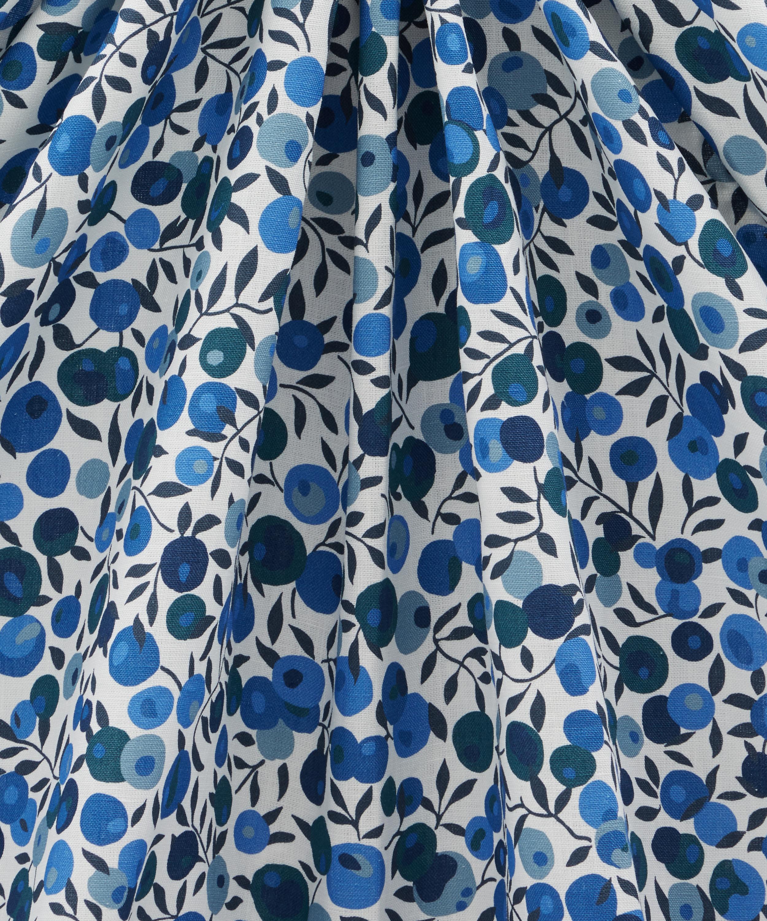 Liberty Interiors - Wiltshire Blossom Landsdowne Linen in Lapis Dark image number 2