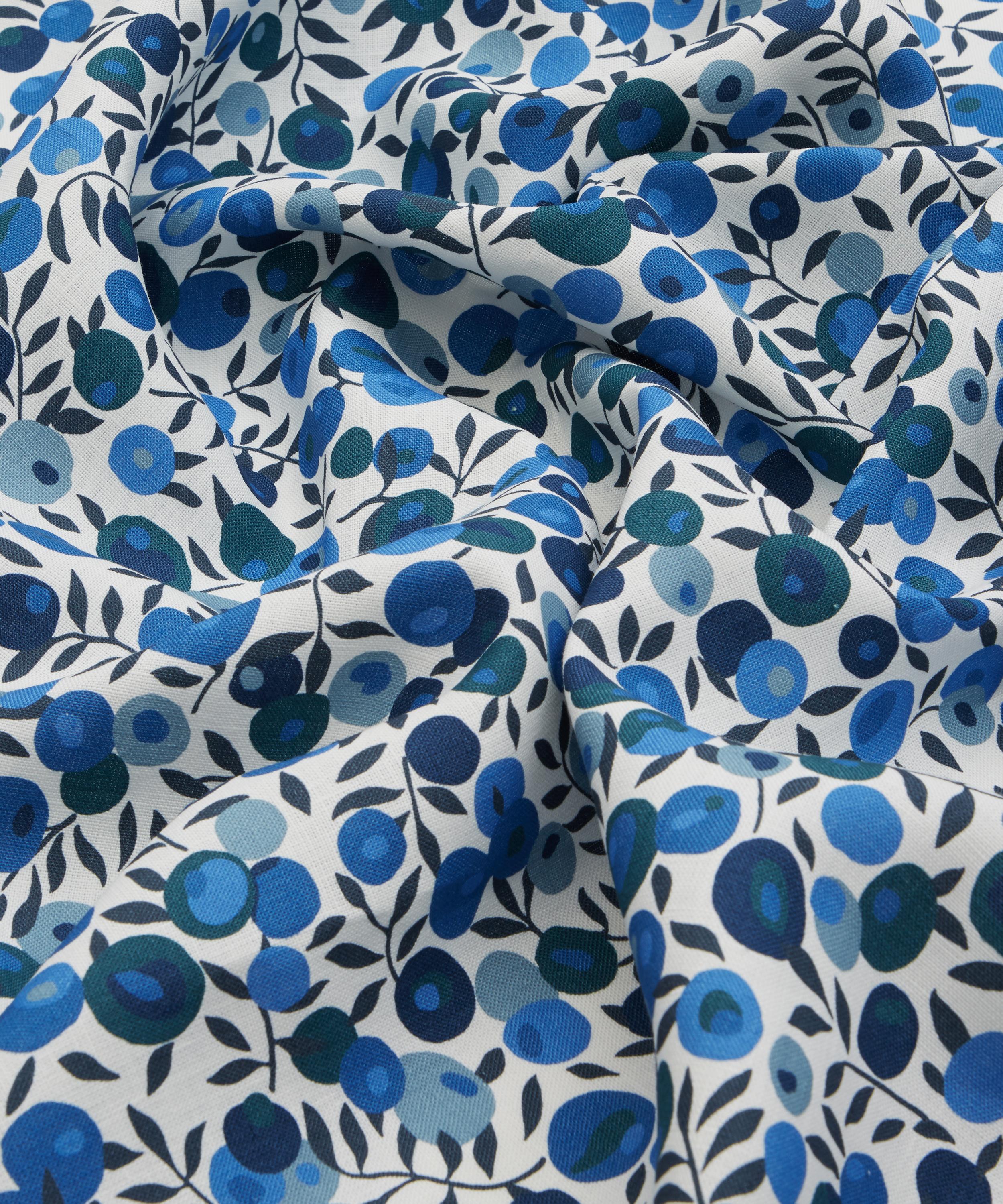 Liberty Interiors - Wiltshire Blossom Landsdowne Linen in Lapis Dark image number 4