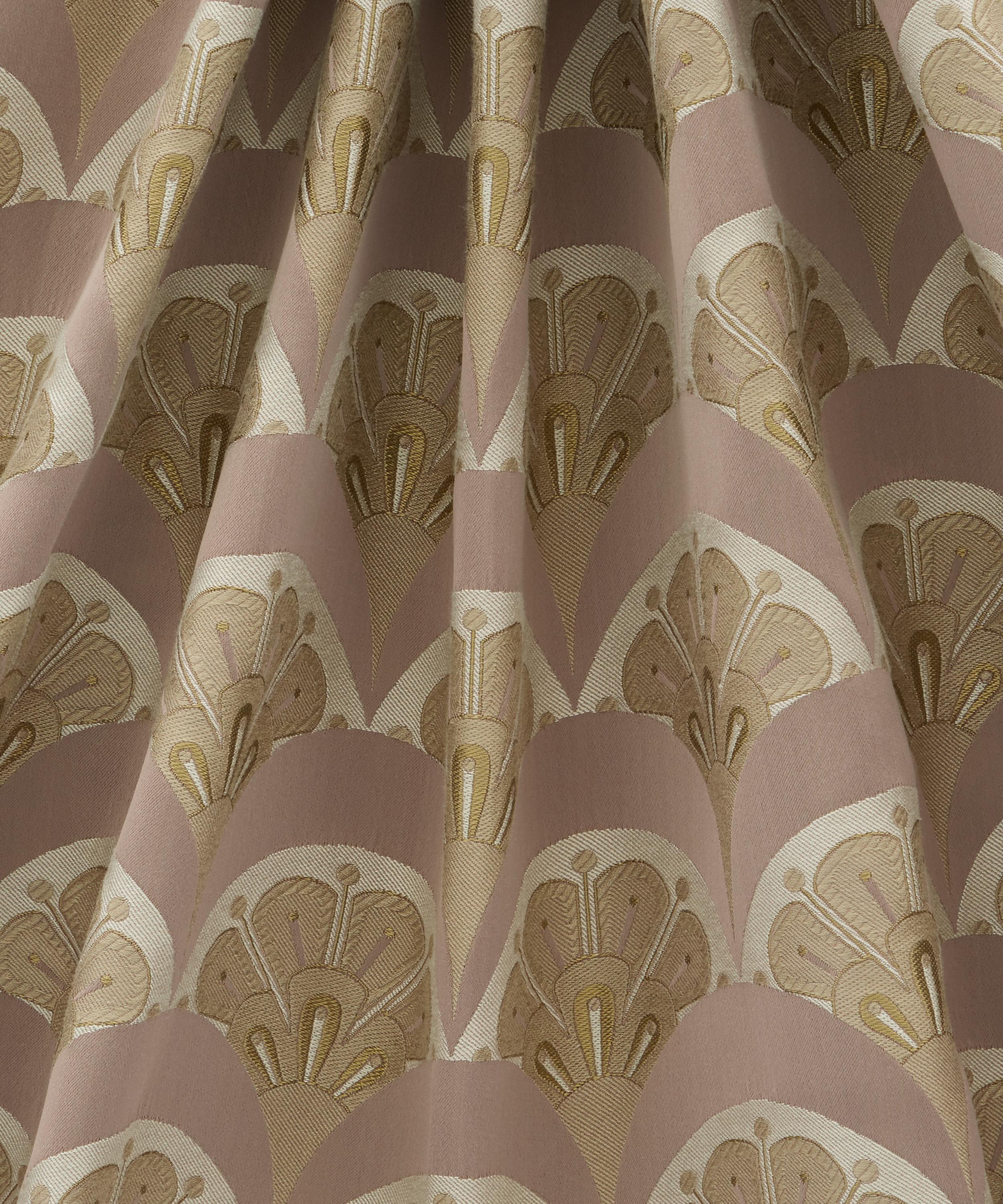 Liberty Interiors - Deco Scallop Multi Jacquard in Lacquer image number 2
